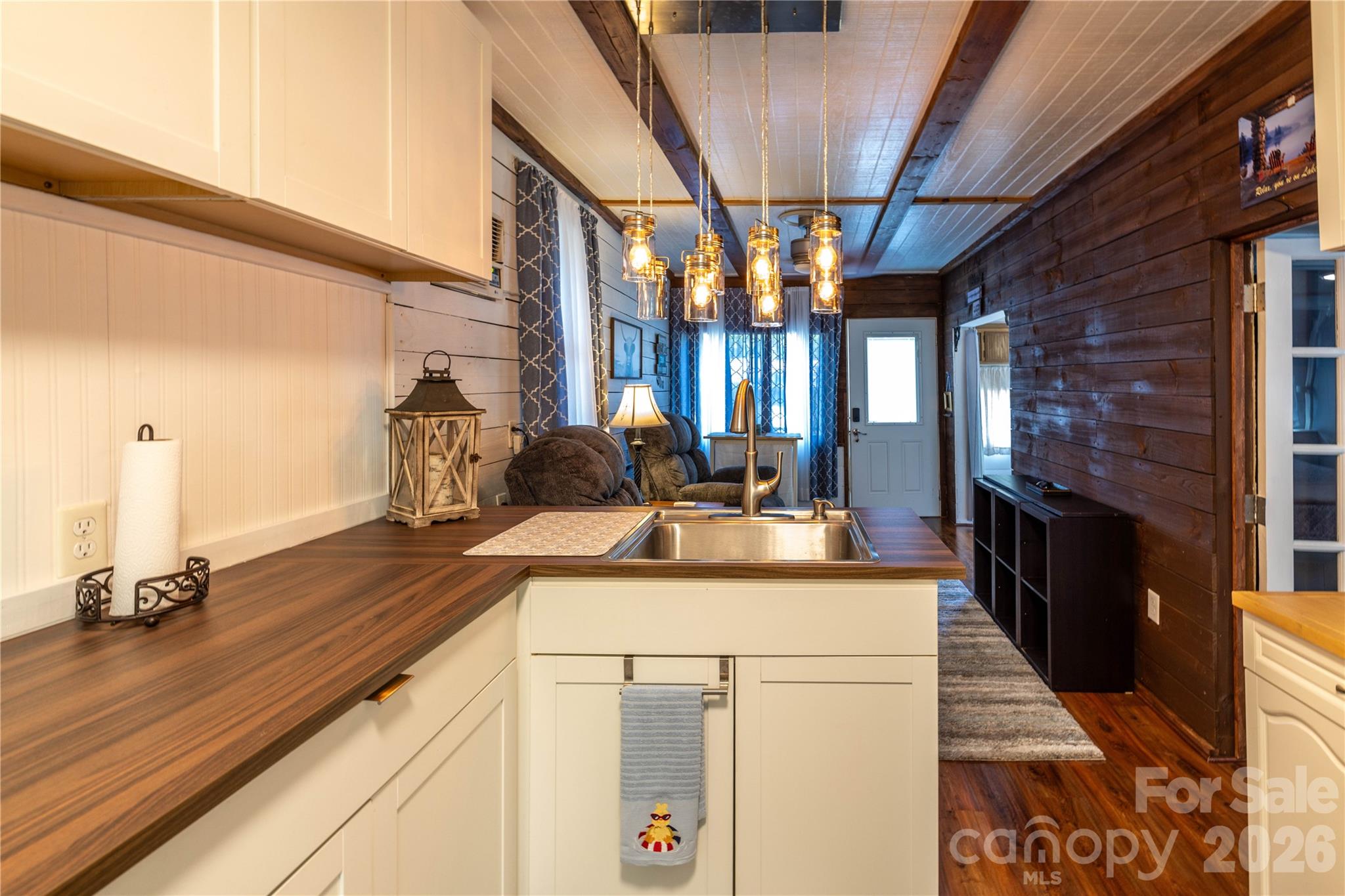 Twin Harbor - Residential