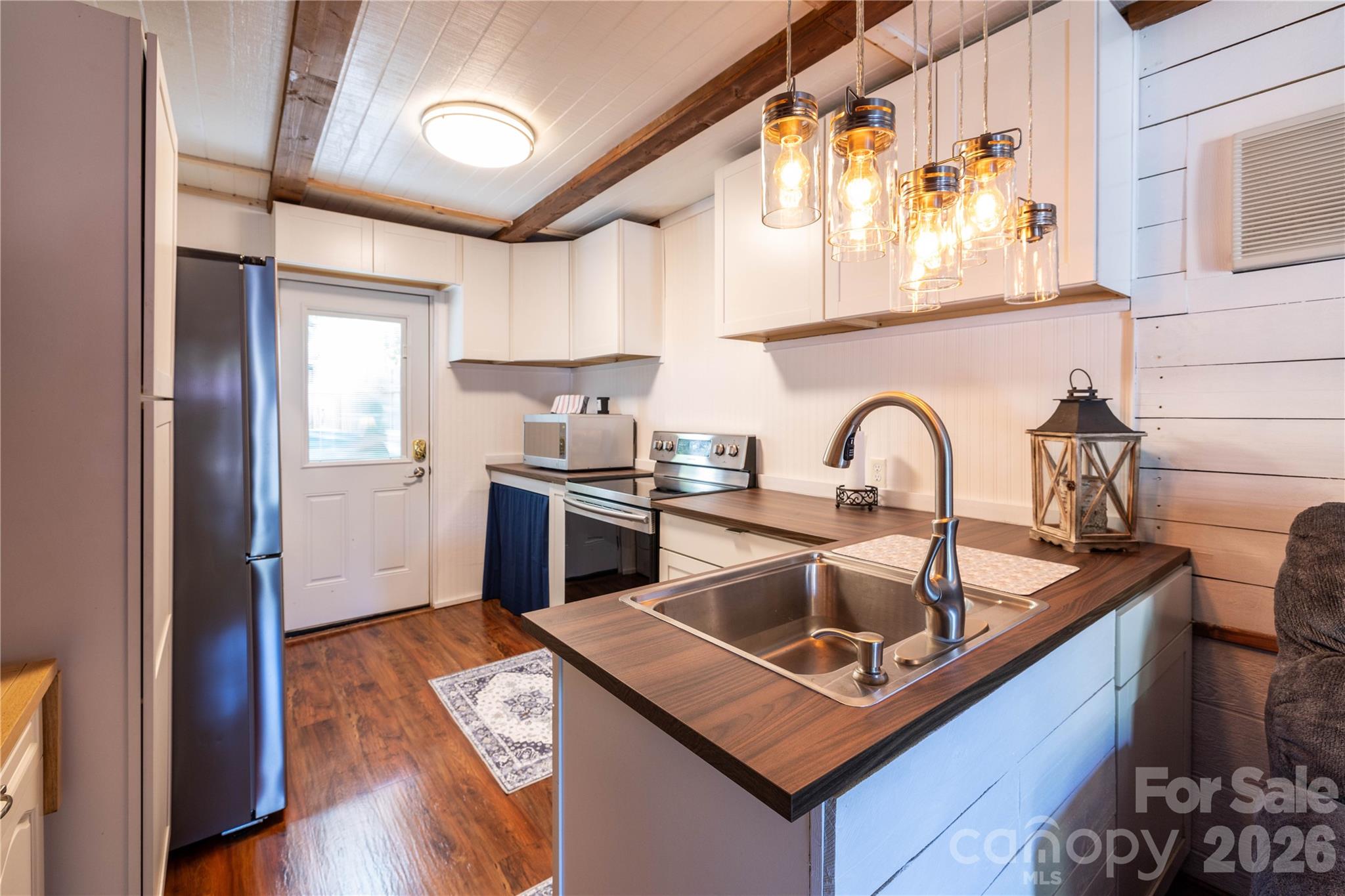 Twin Harbor - Residential