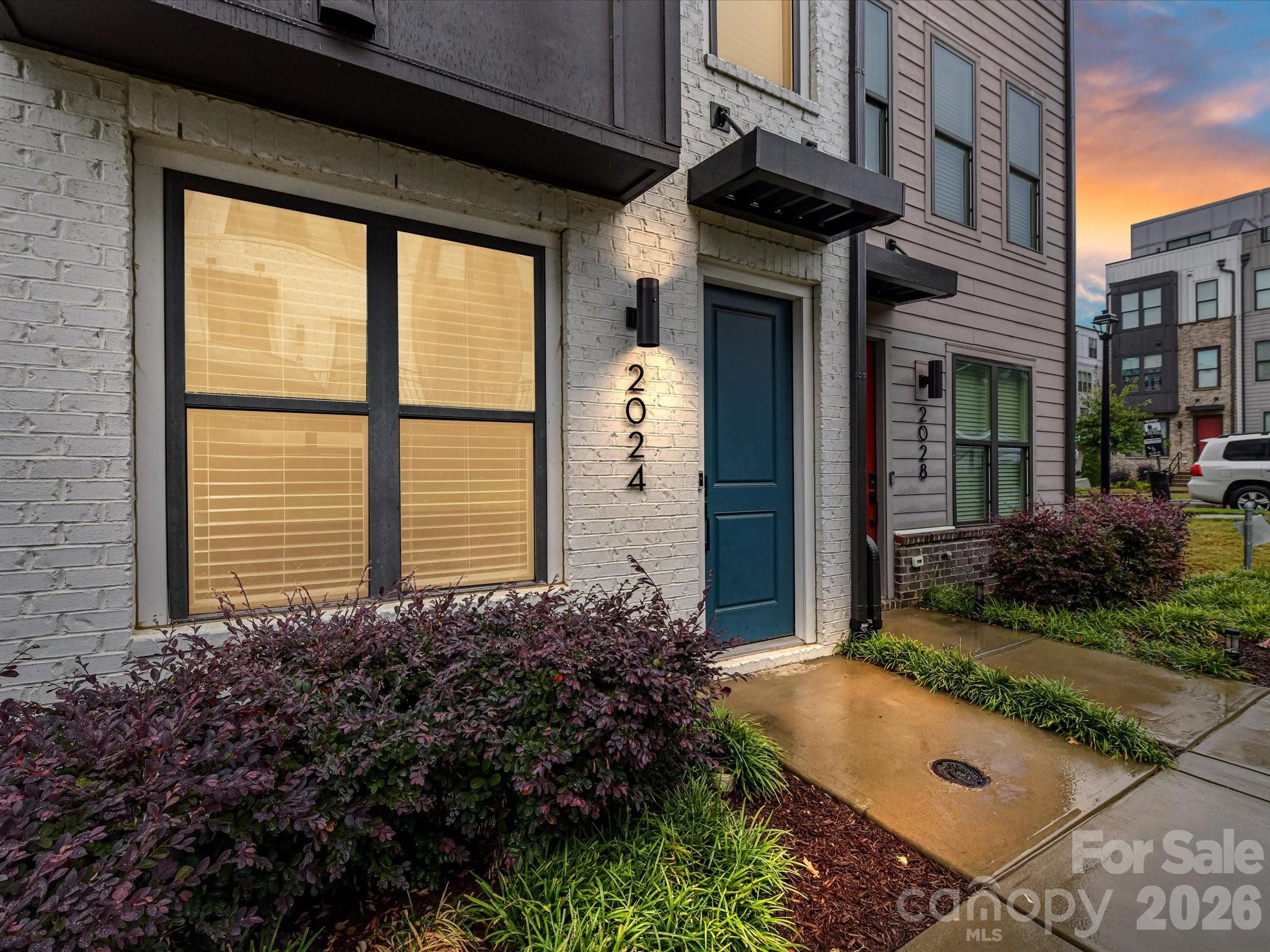 Tremont Station - Residential
