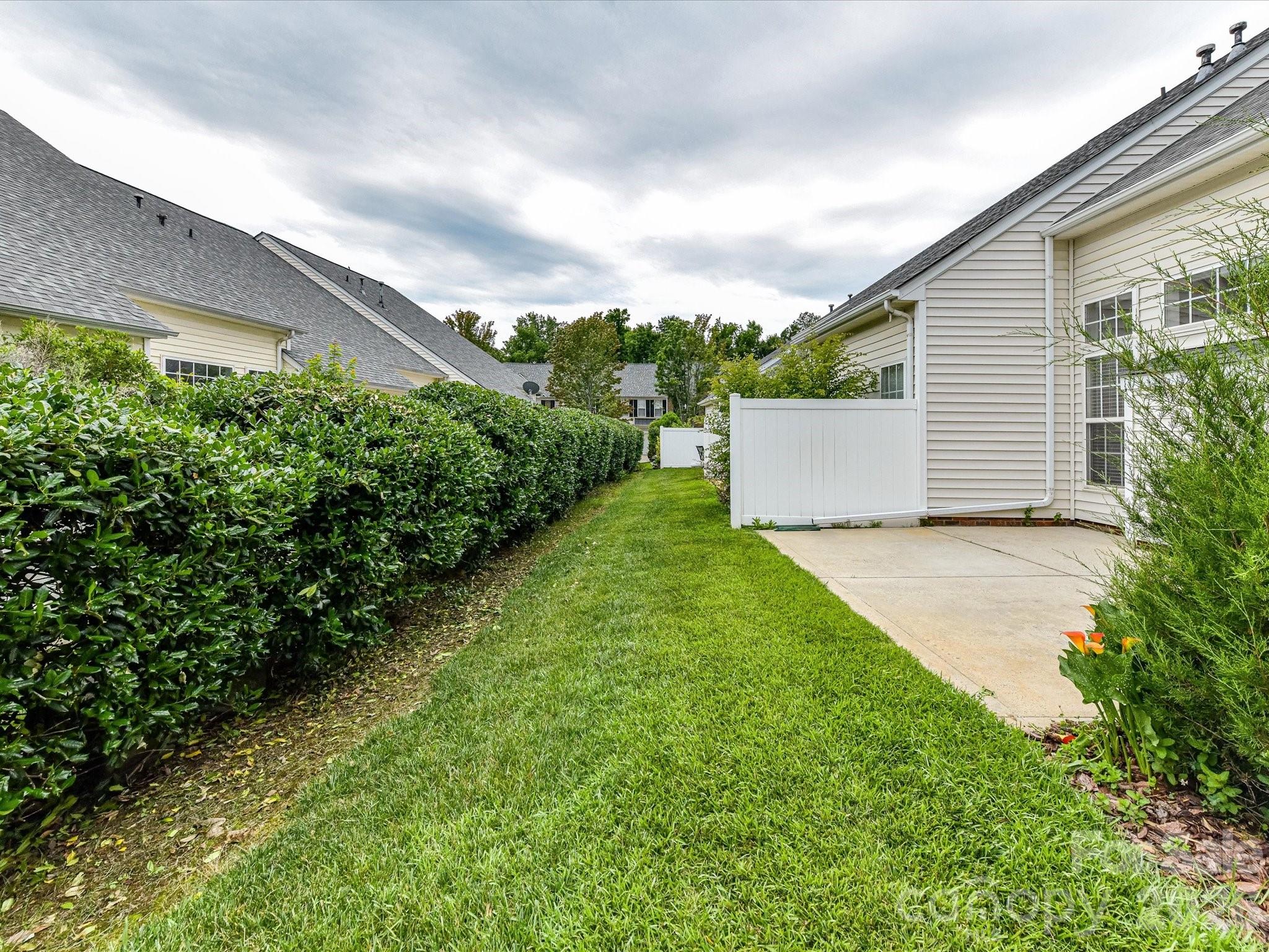 Fairway Townes - Residential