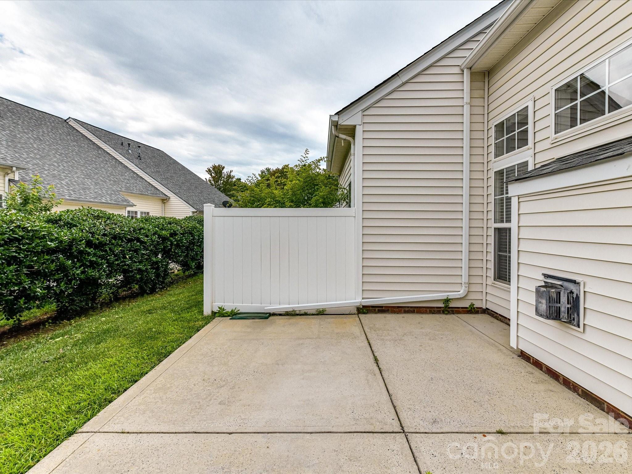 Fairway Townes - Residential