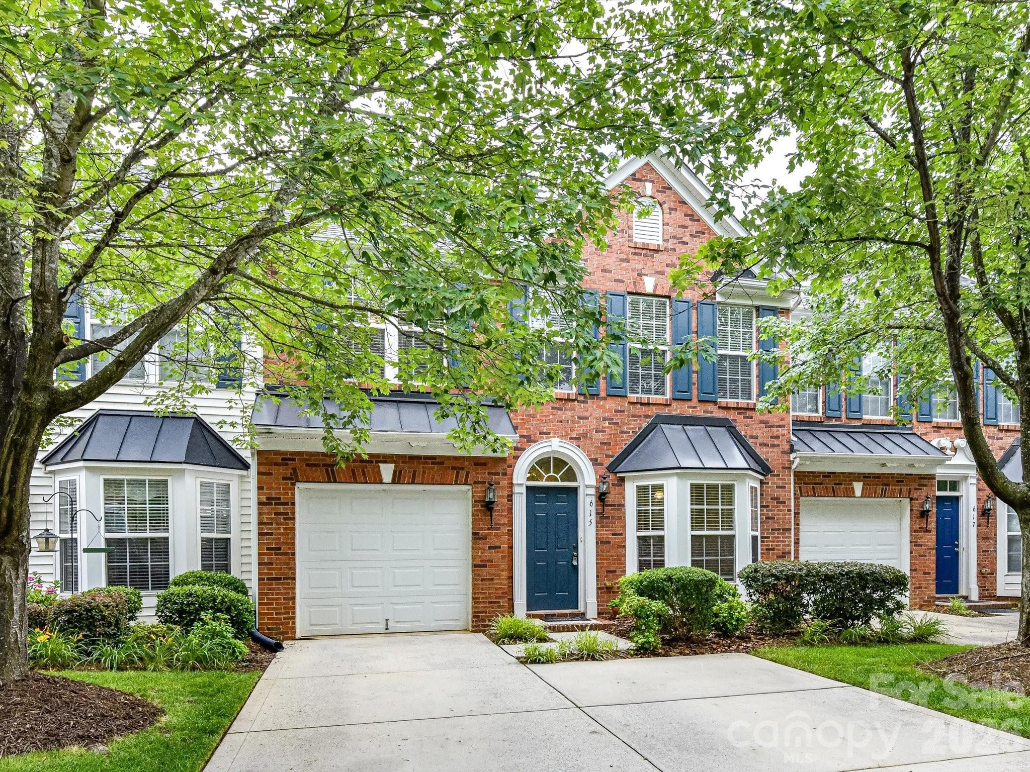 Fairway Townes - Residential