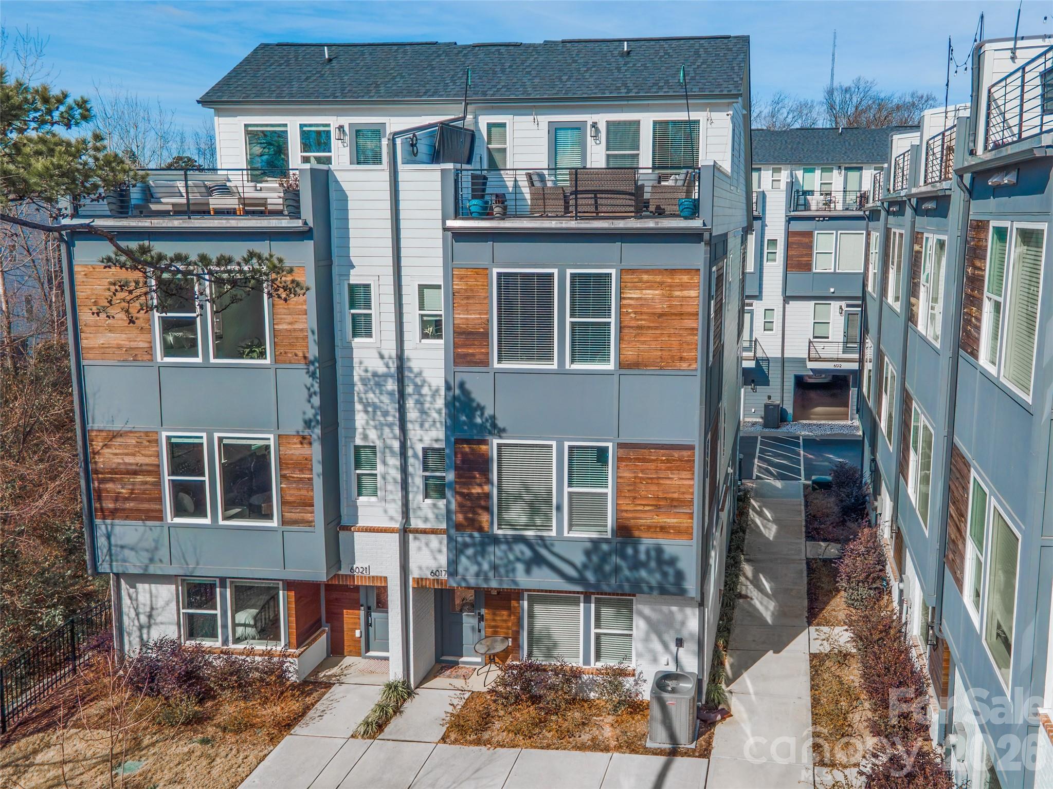 LOSO Terraces - Residential