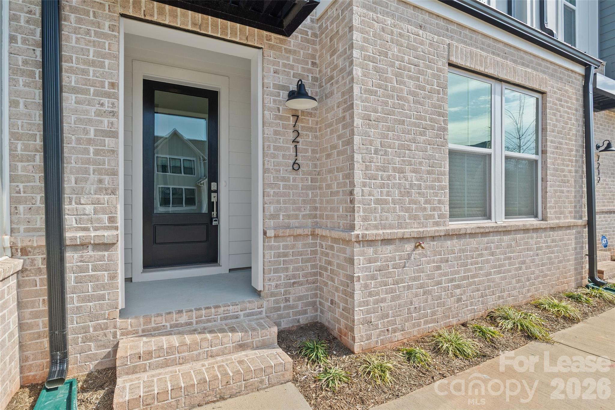 River District - Residential Lease