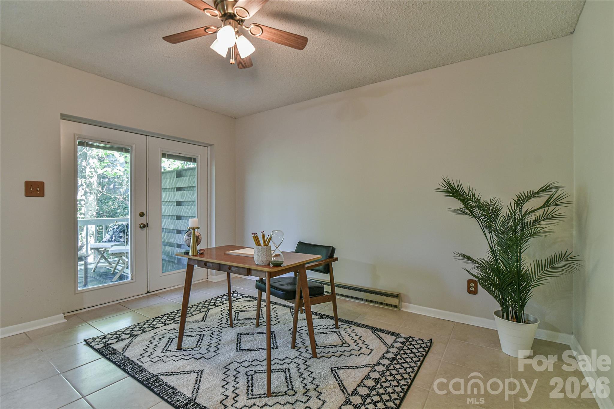 Hollybrook Condos - Residential