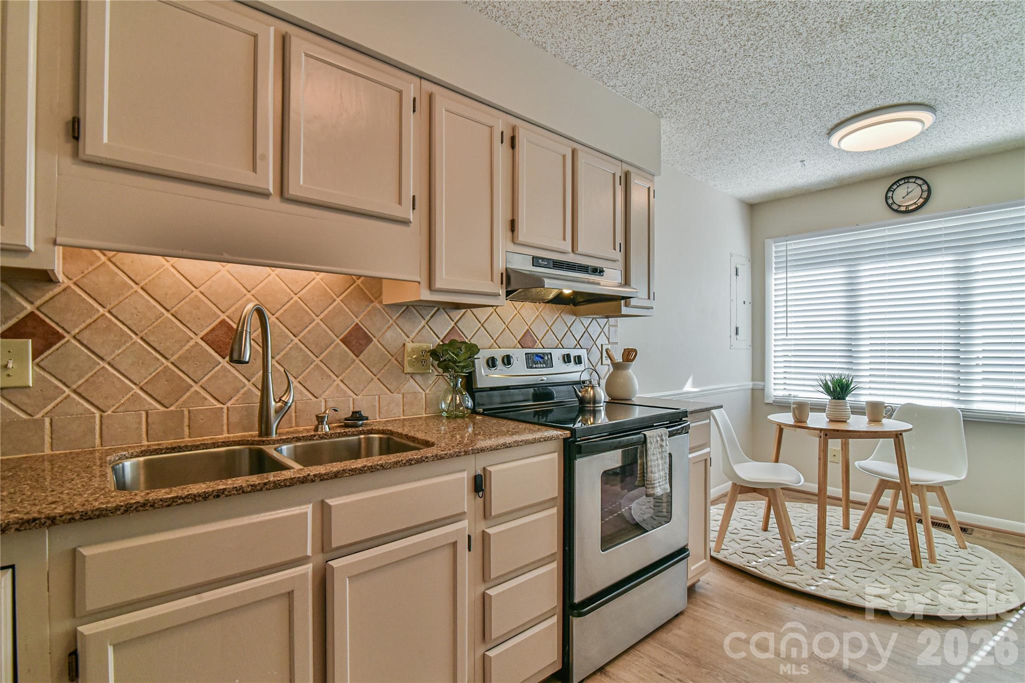Hollybrook Condos - Residential