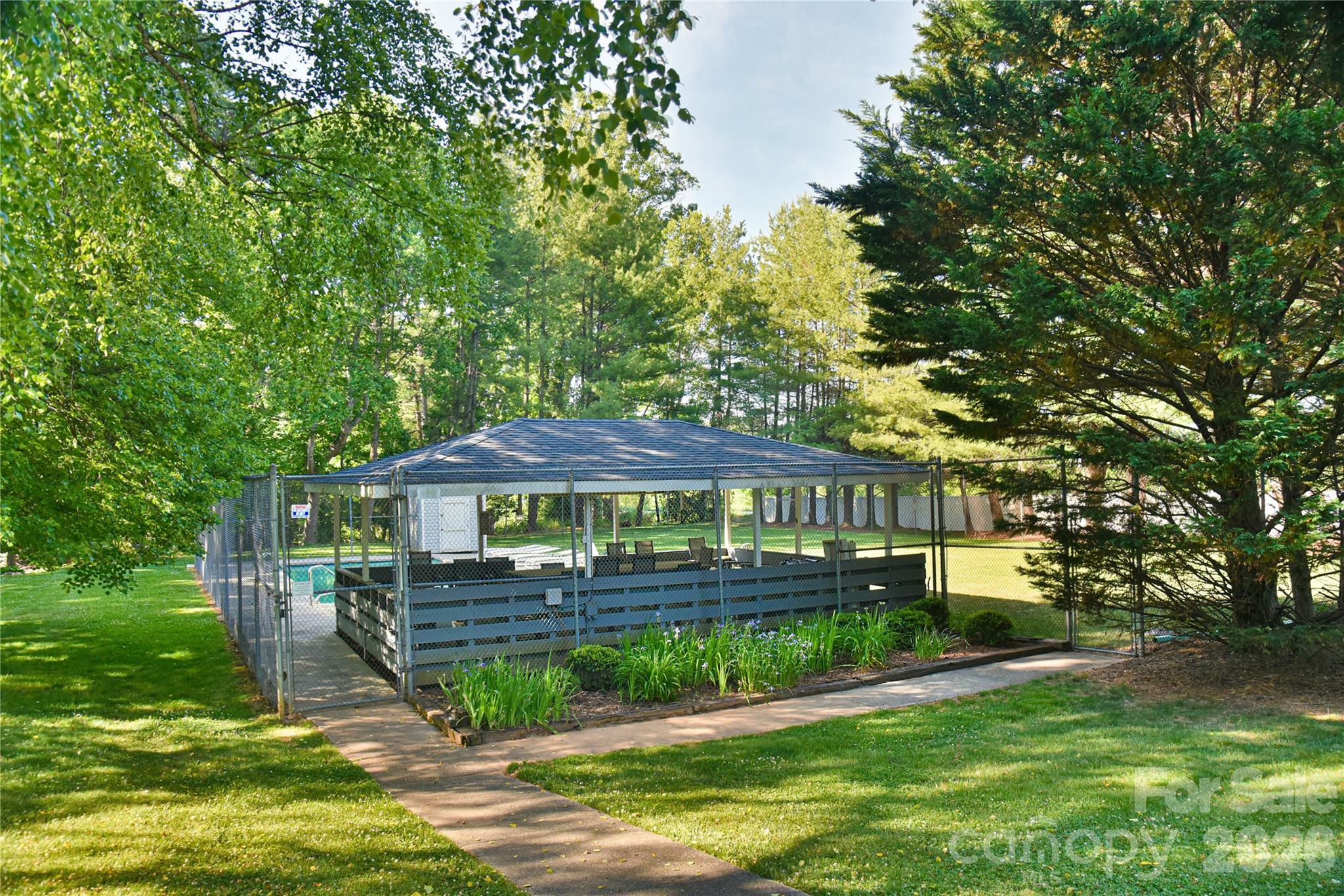 Hollybrook Condos - Residential