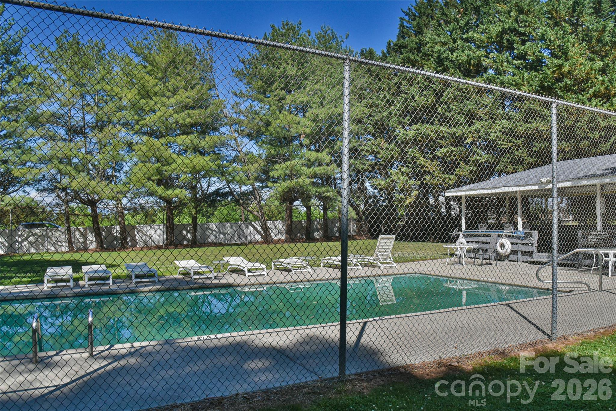 Hollybrook Condos - Residential