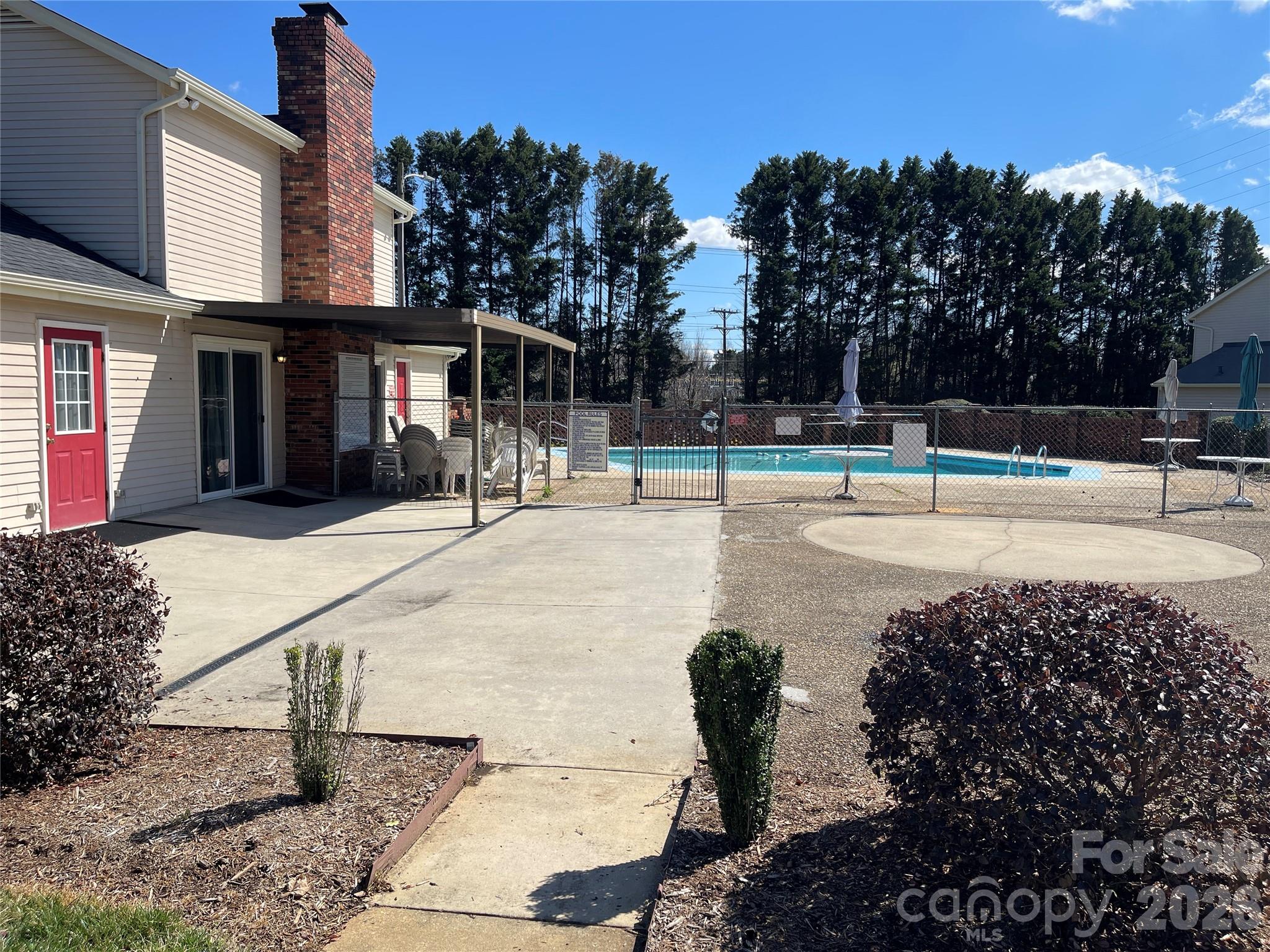 WESTMINISTER PARK - Residential