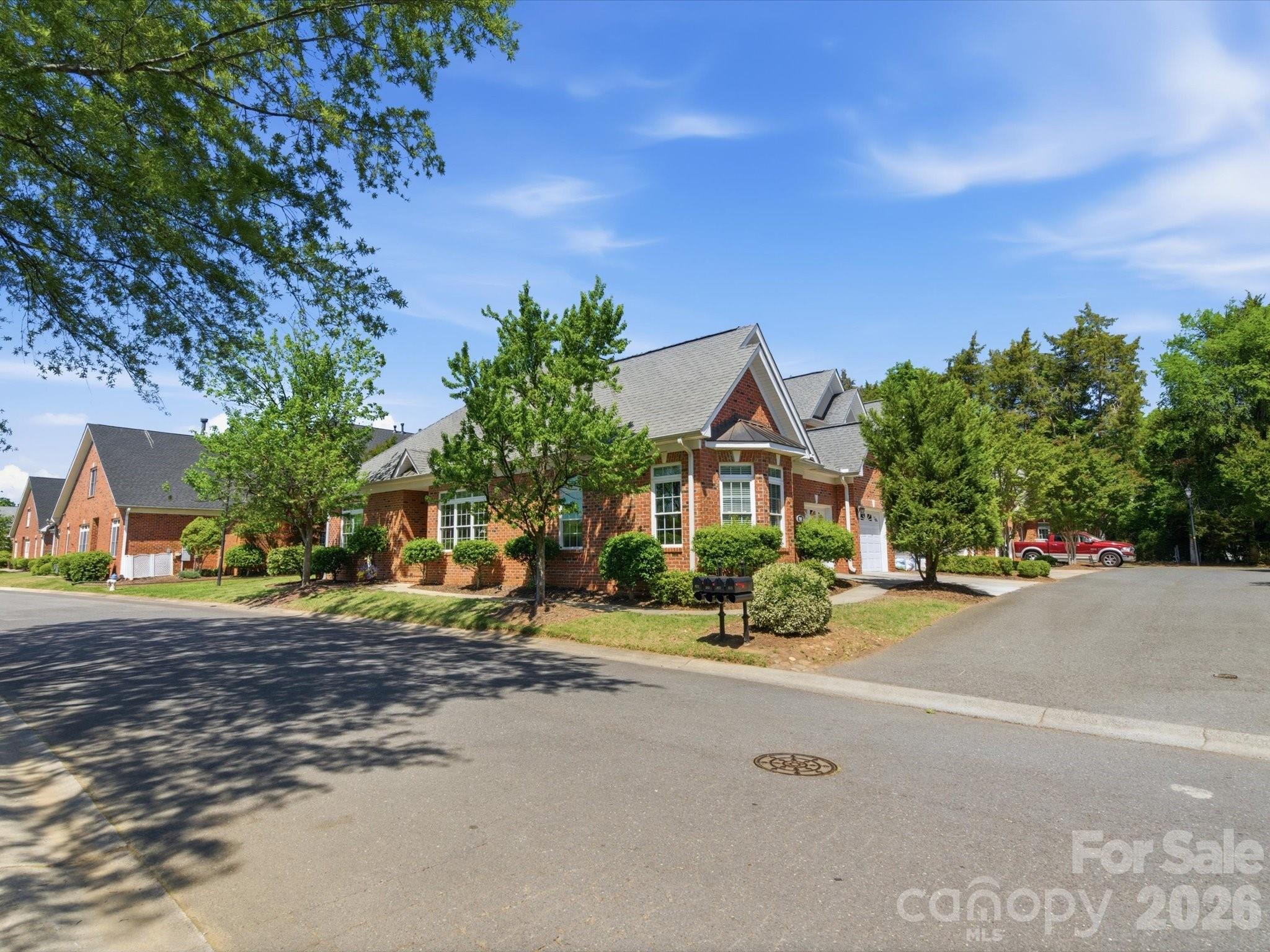 Beacon Knoll Villas - Residential