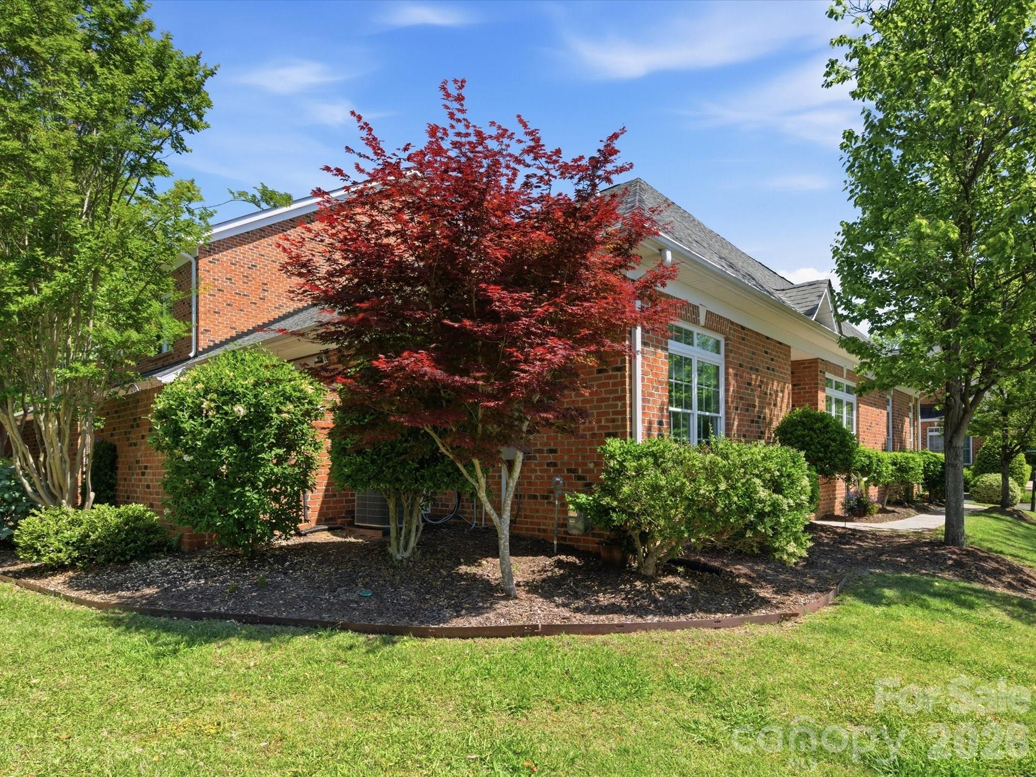 Beacon Knoll Villas - Residential