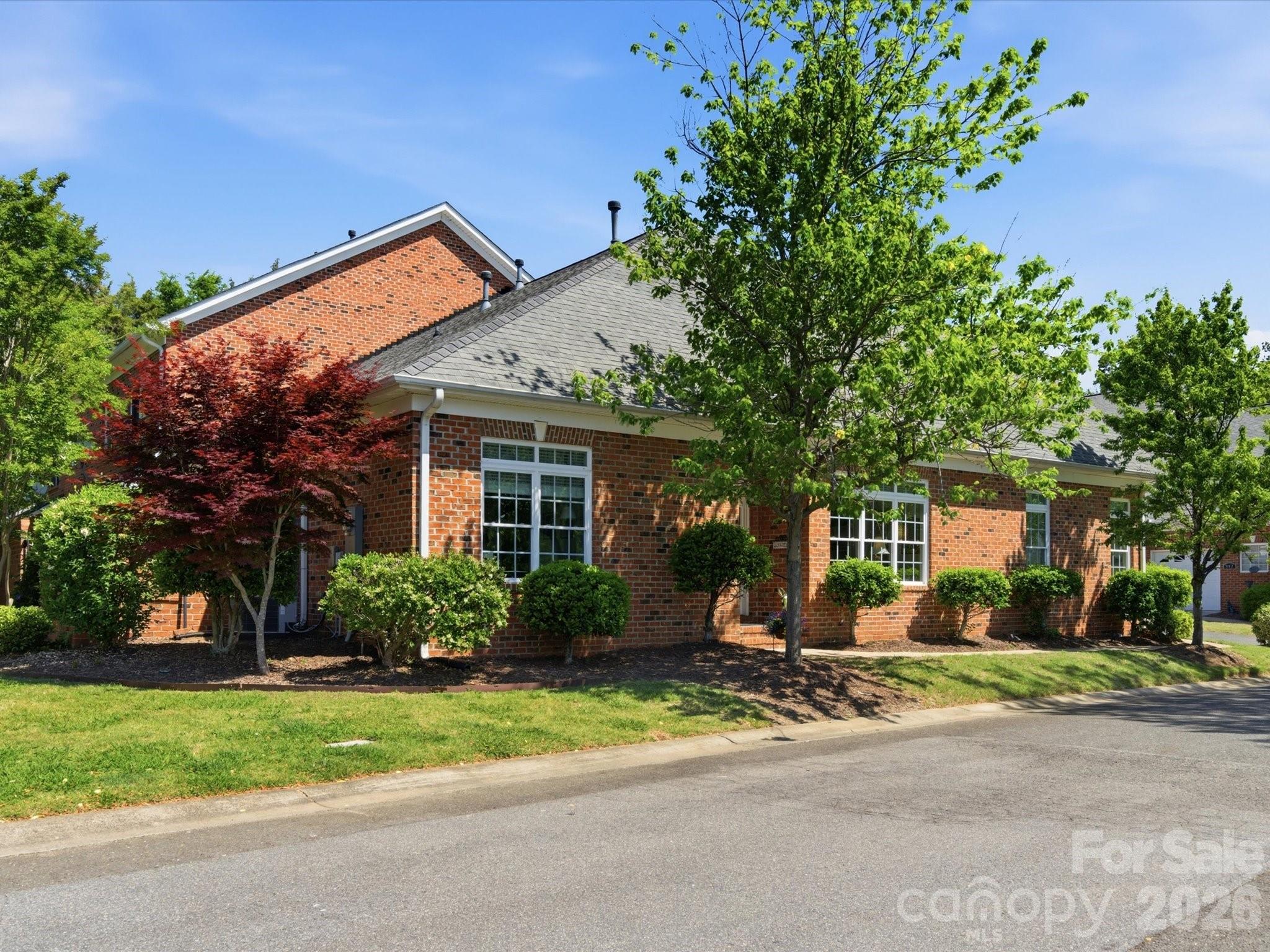 Beacon Knoll Villas - Residential
