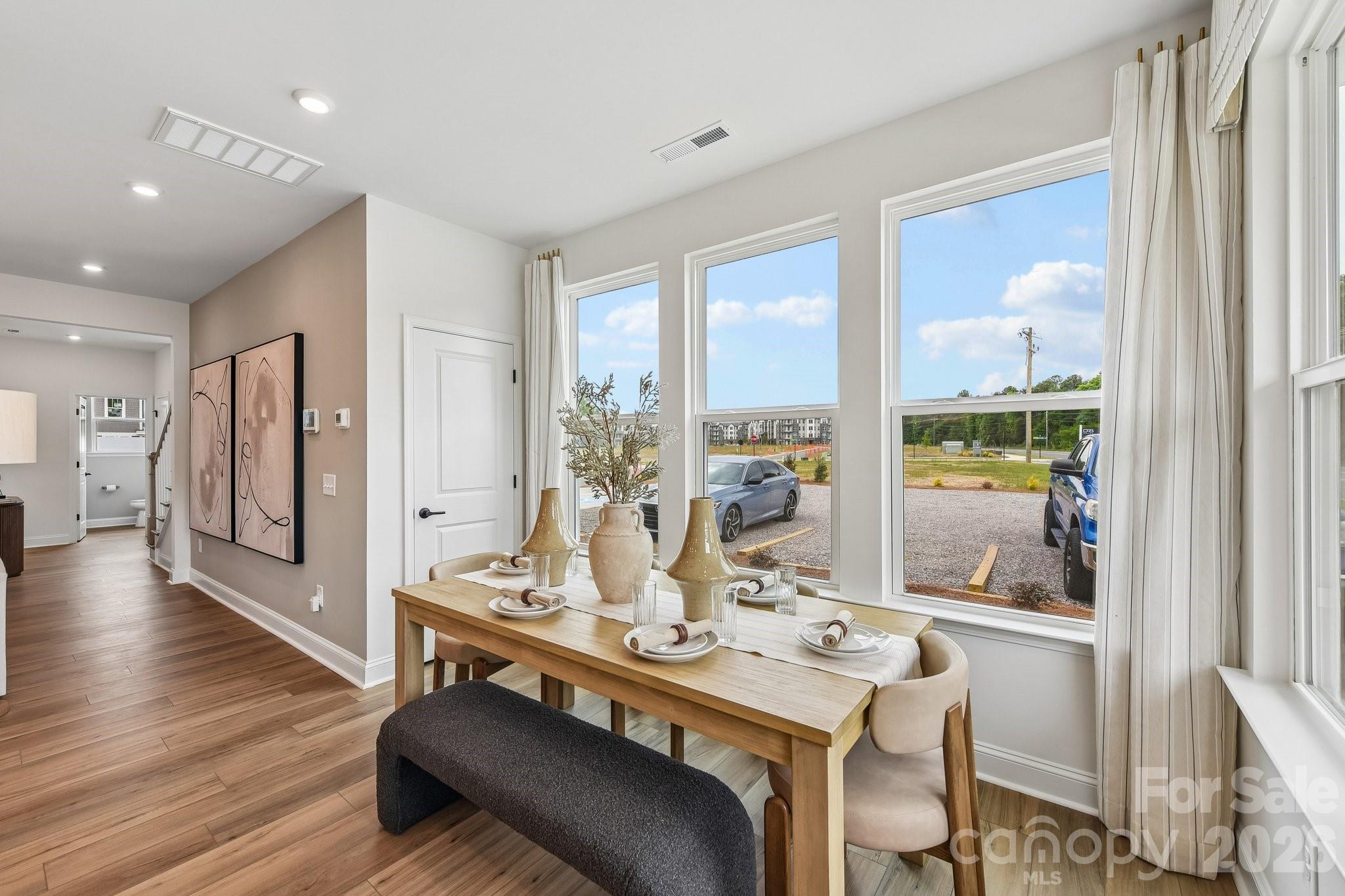 ODELL PARK - Residential