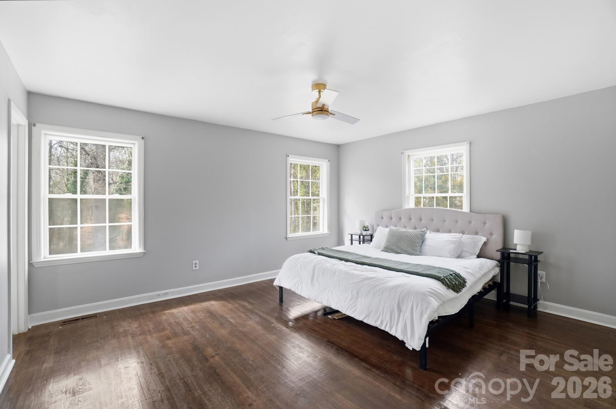 RAVENWOOD - Residential