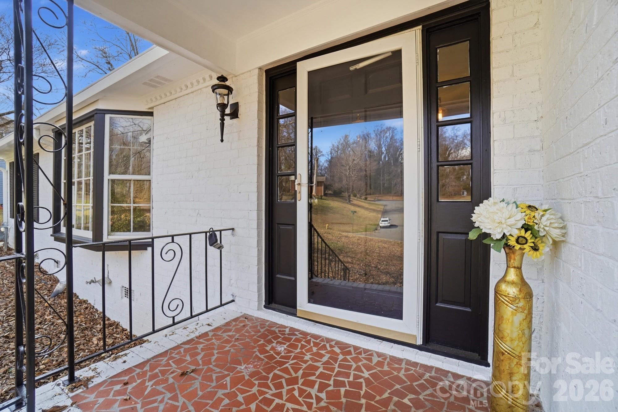 RAVENWOOD - Residential