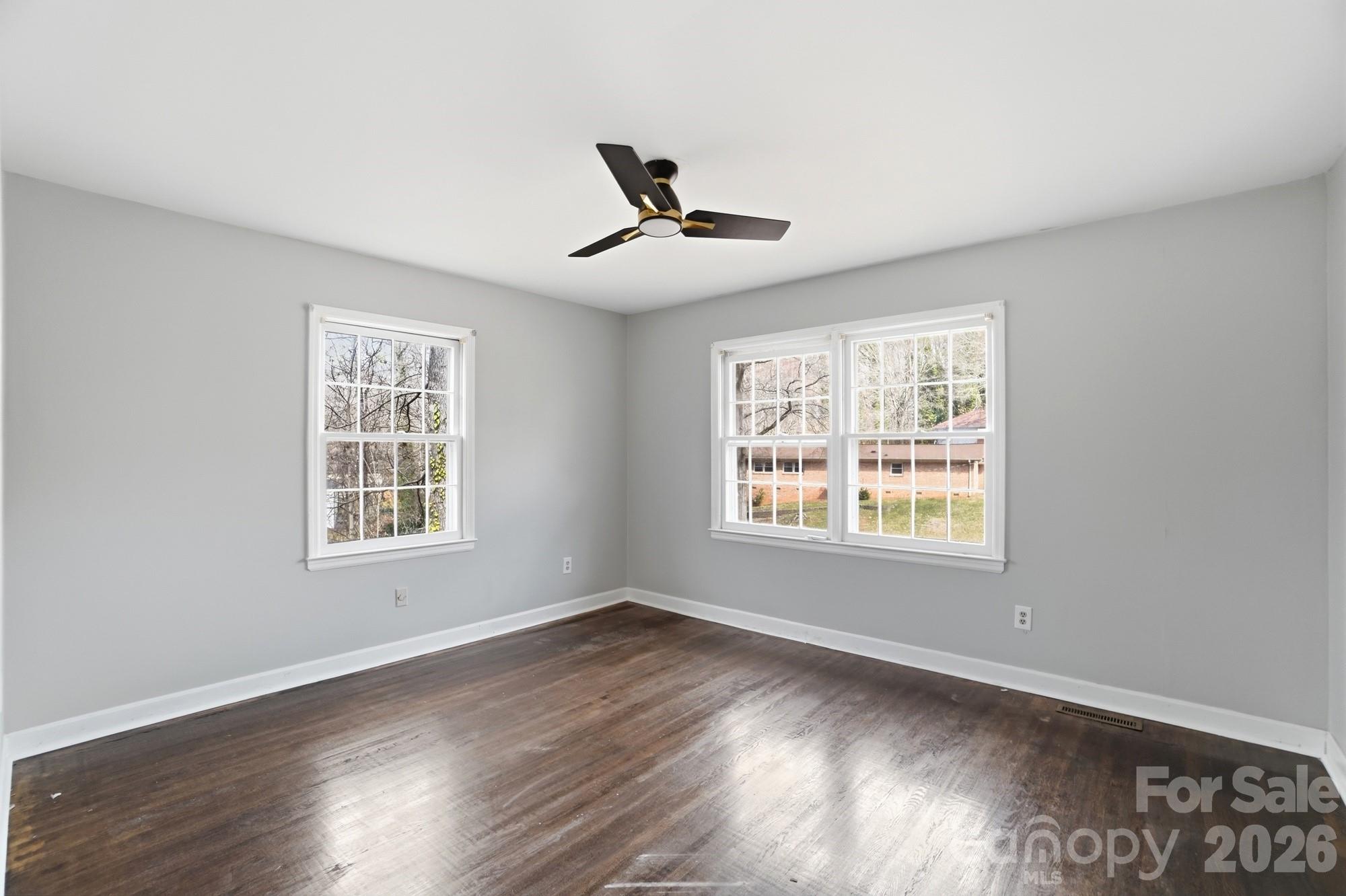RAVENWOOD - Residential