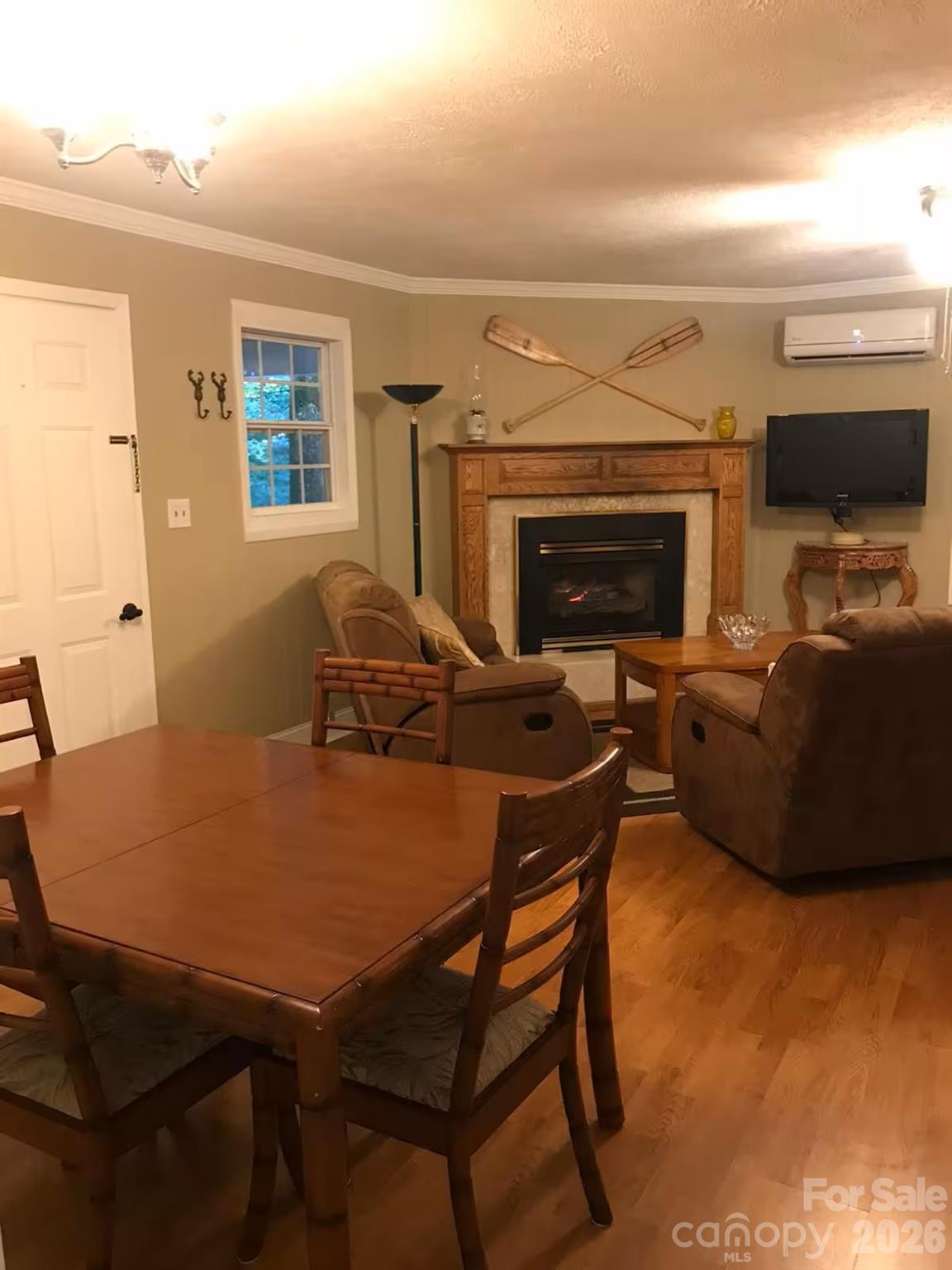 Line Runner Ridge - Residential