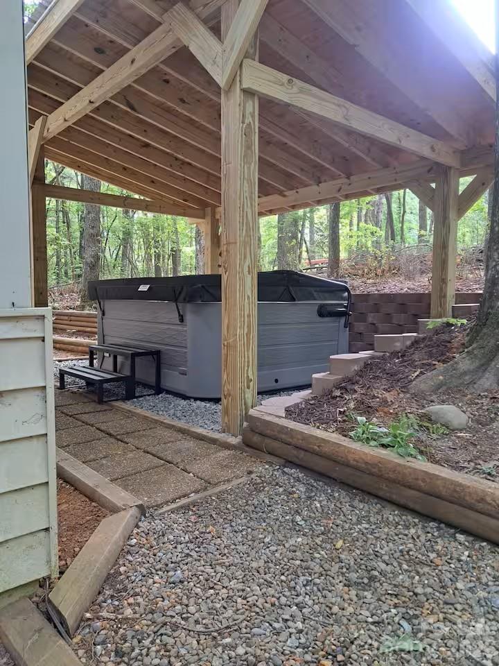 Line Runner Ridge - Residential