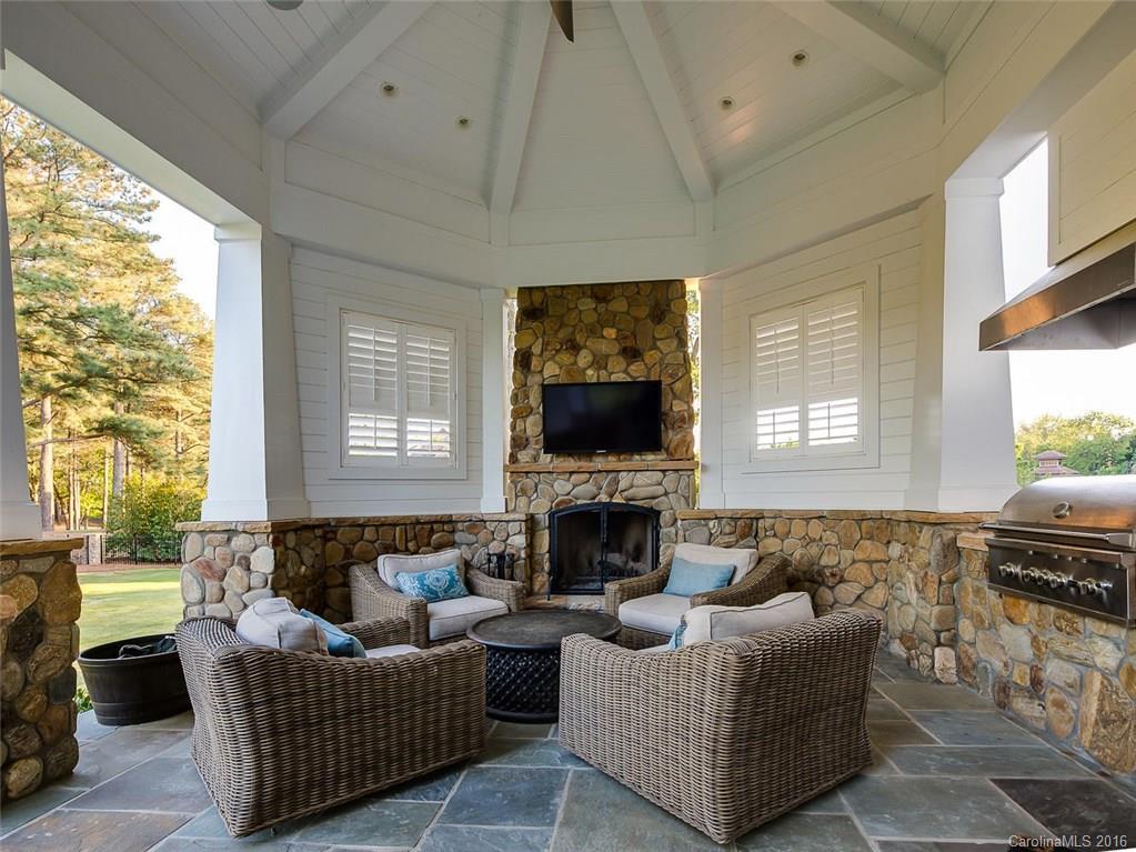 Seven Eagles - Residential