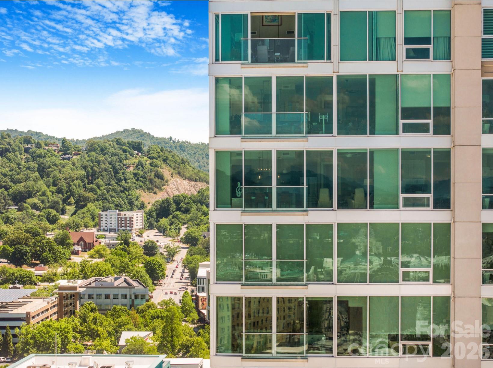 Asheville Arras Residence - Residential