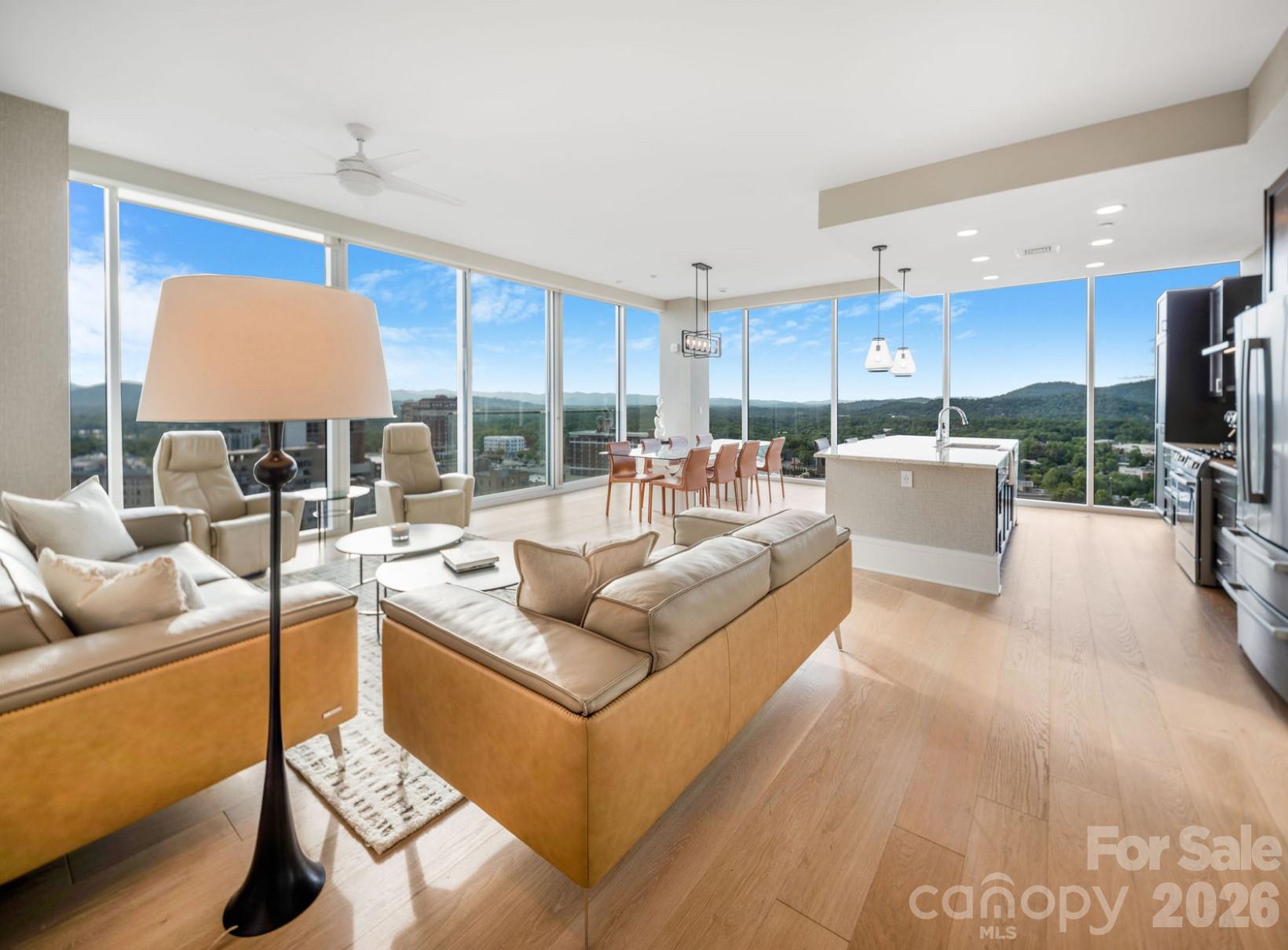 Asheville Arras Residence - Residential