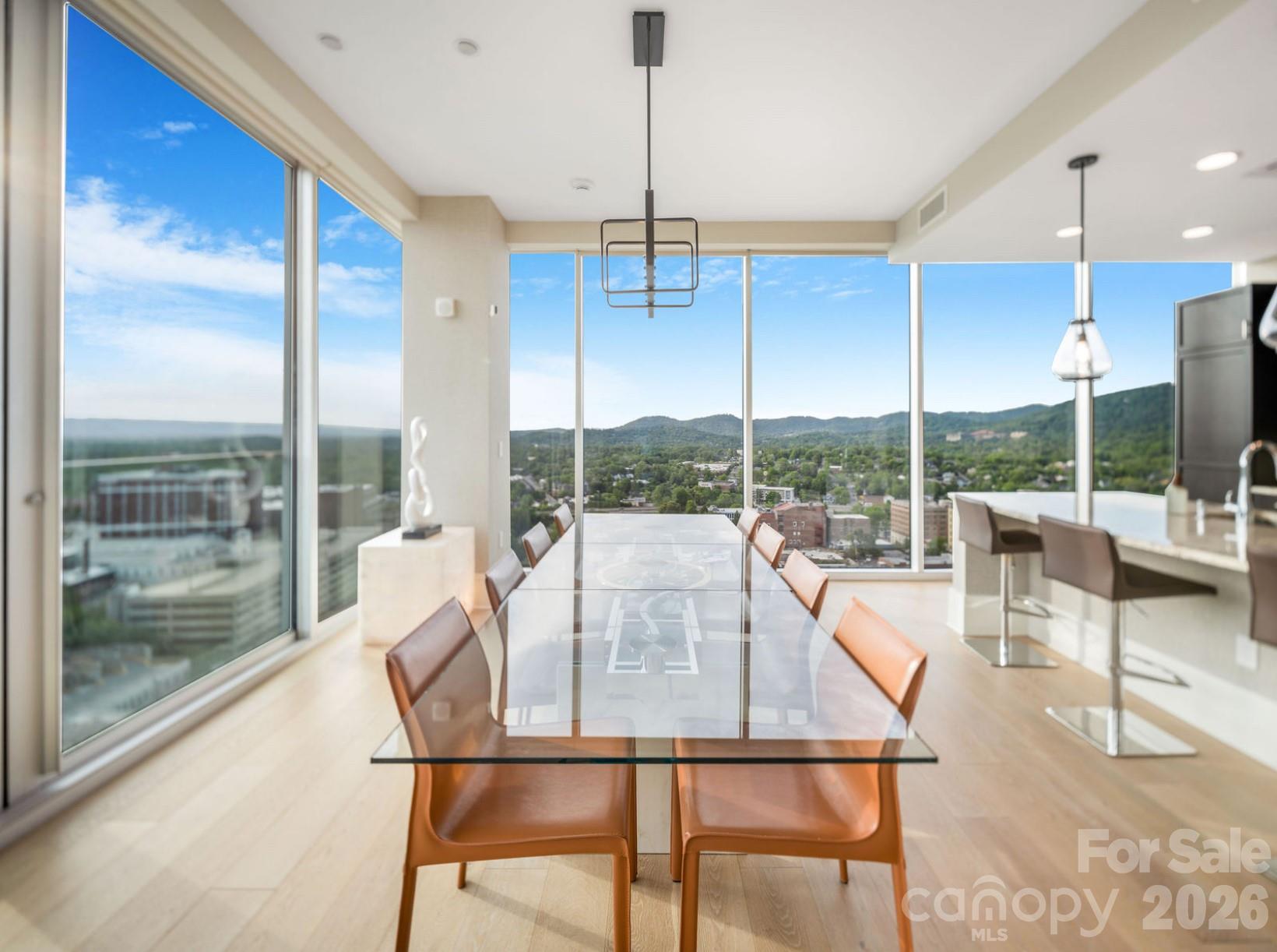 Asheville Arras Residence - Residential