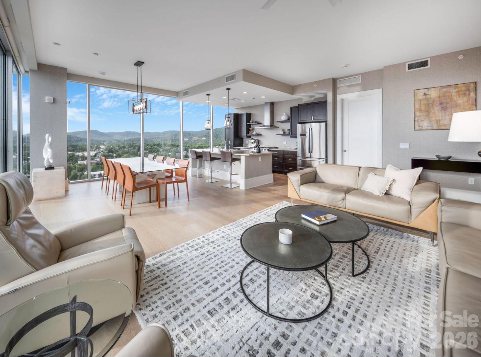 Asheville Arras Residence - Residential