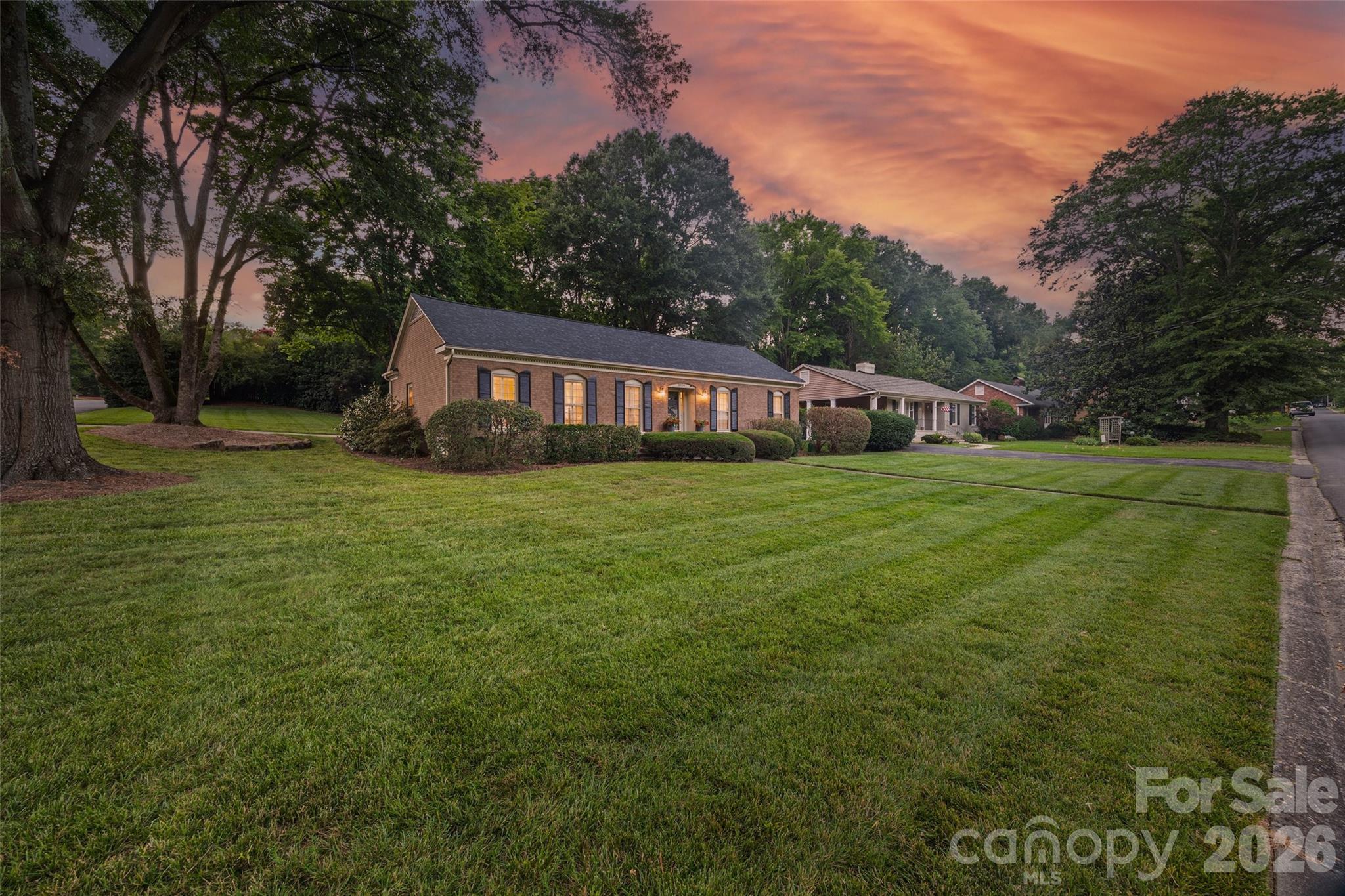 Beverly Woods - Residential