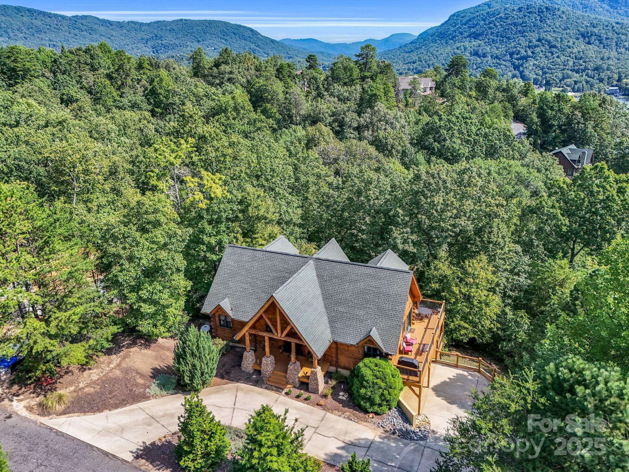 Rumbling Bald on Lake Lure - Residential