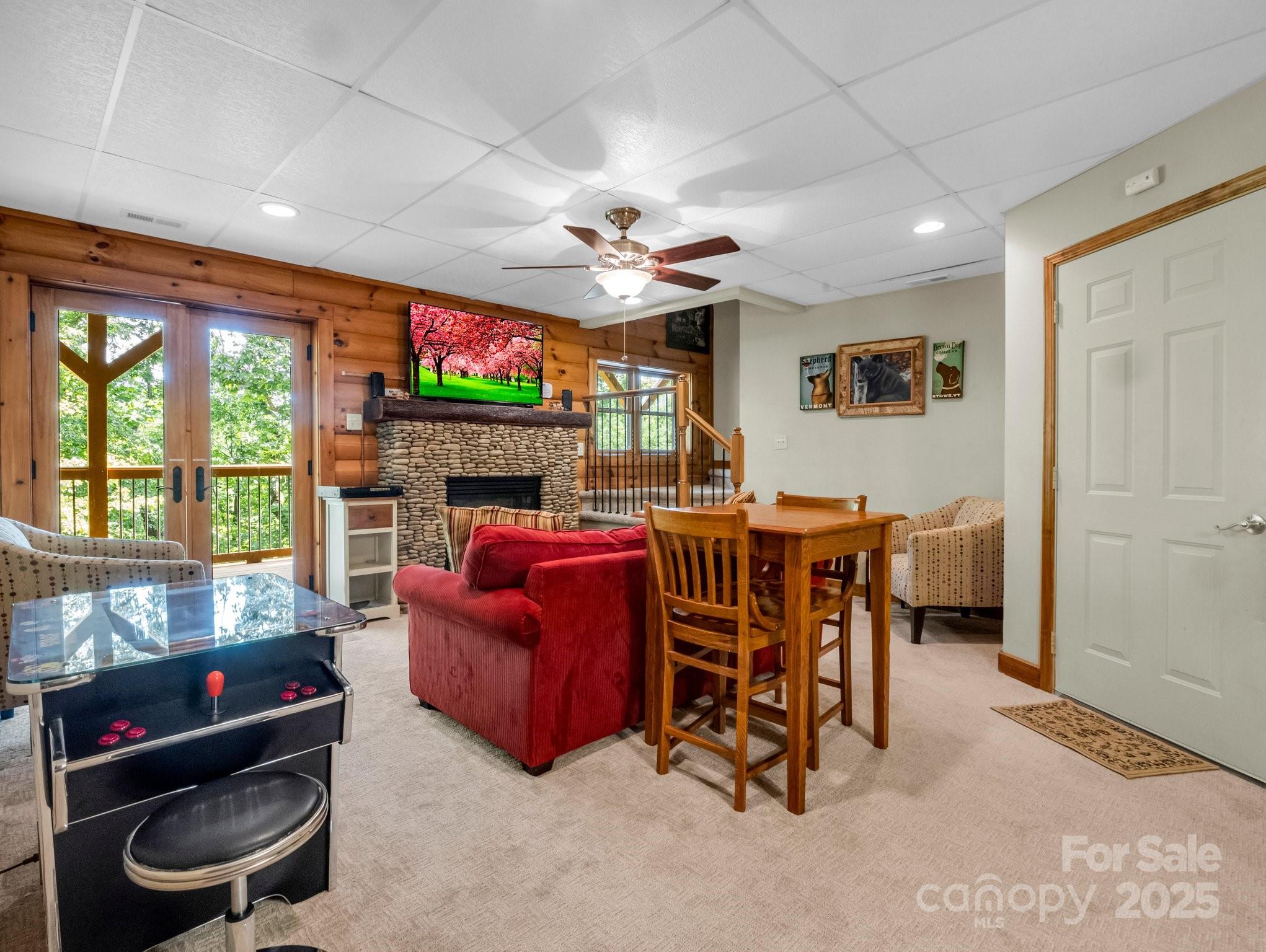 Rumbling Bald on Lake Lure - Residential