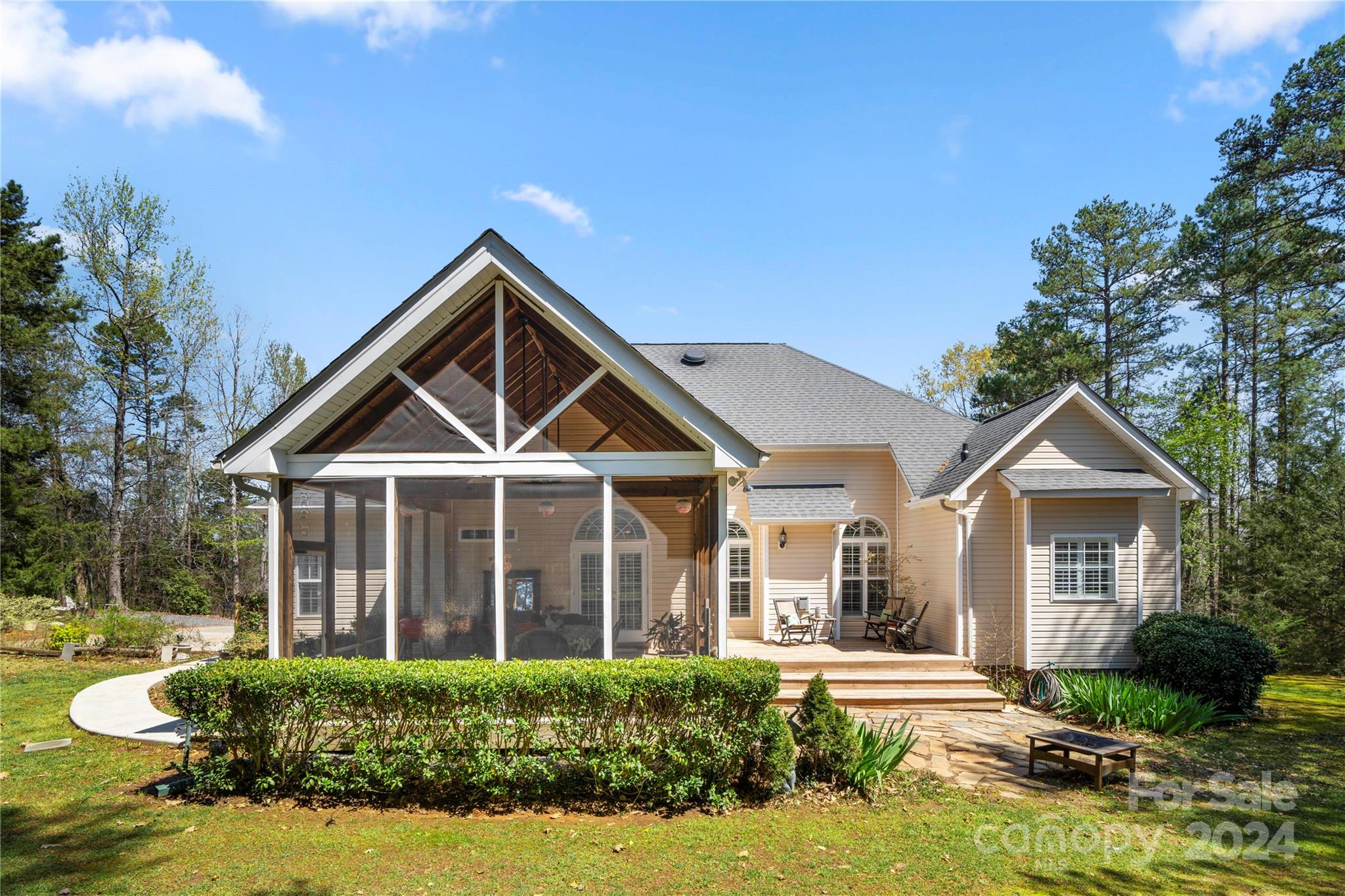 Lynnwood Farms - Residential