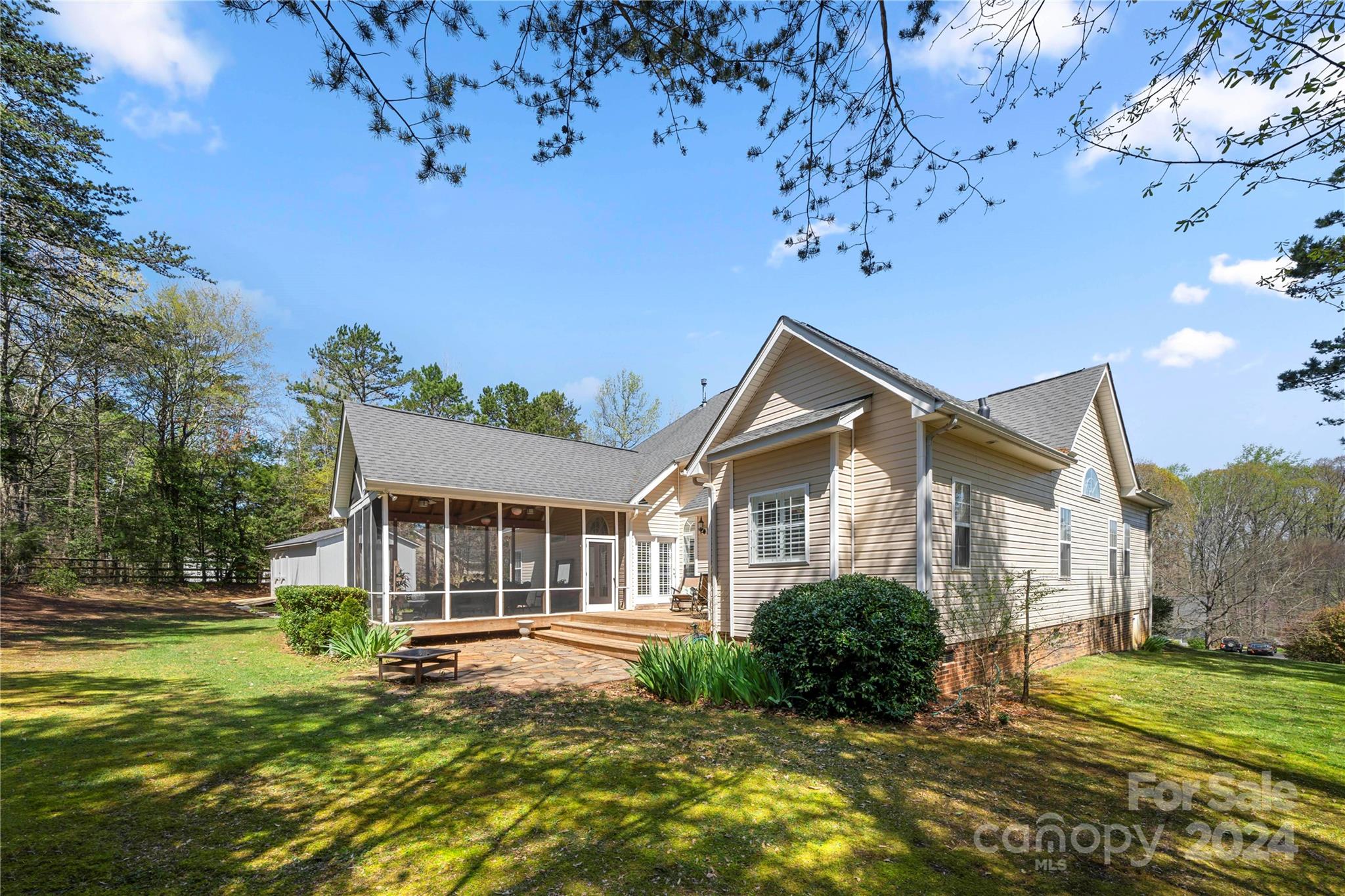 Lynnwood Farms - Residential