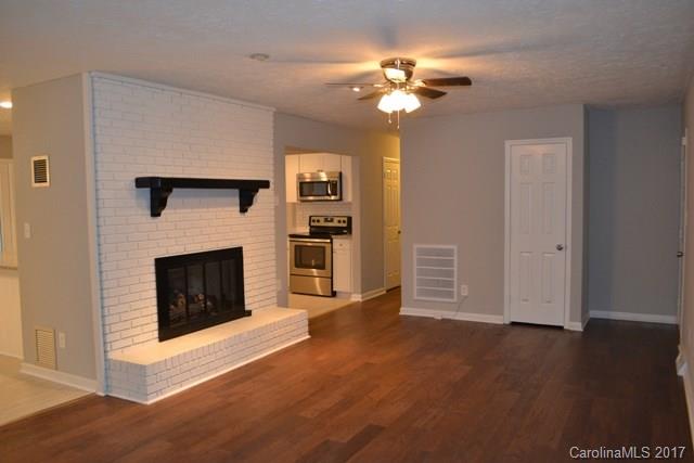 Hickory Hills - Residential