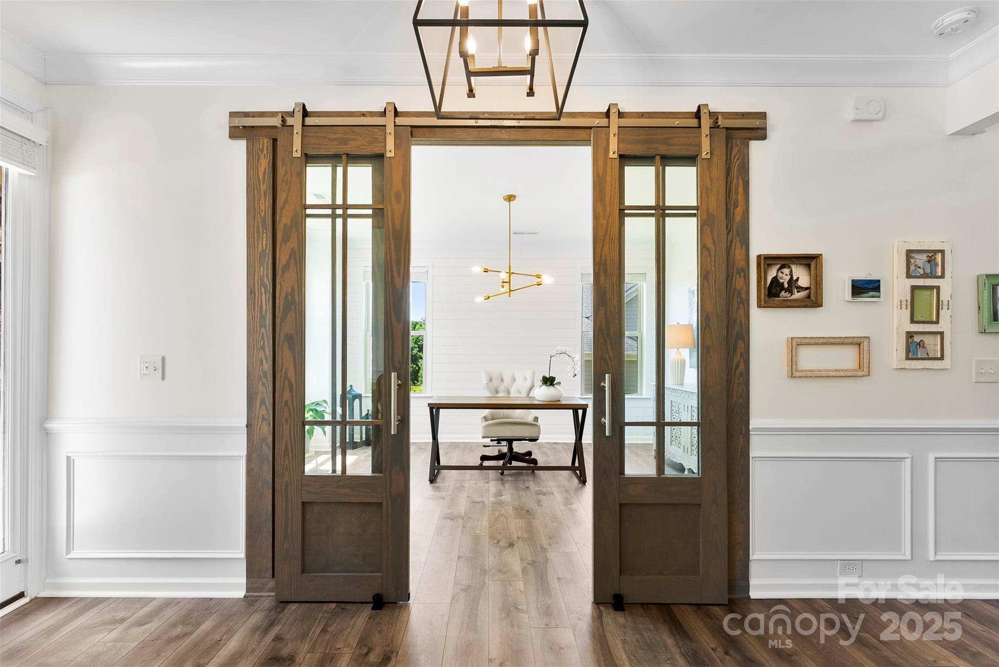THE RETREAT AT RAYFIELD - Residential