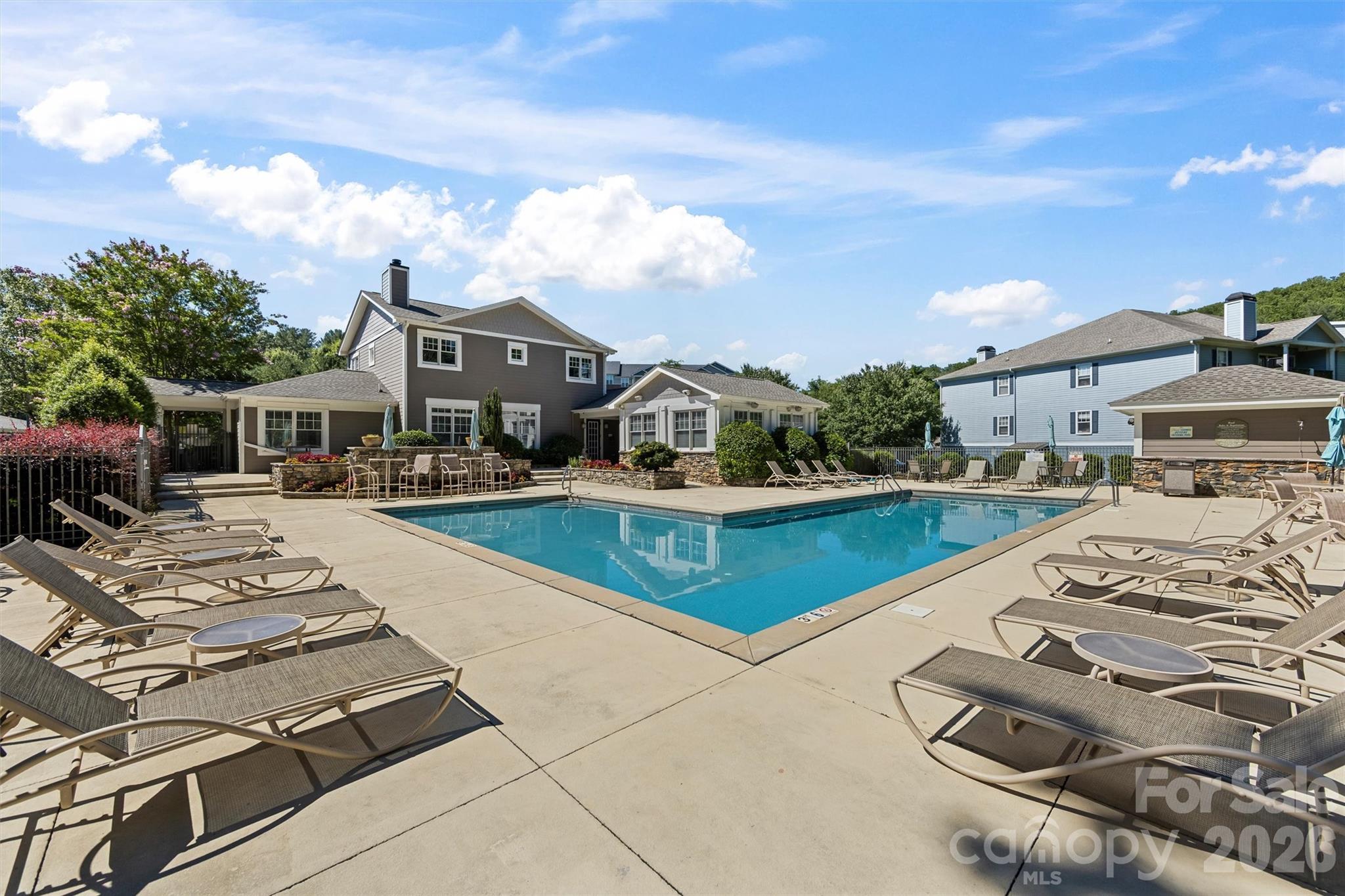 Seasons At Biltmore Lake - Residential