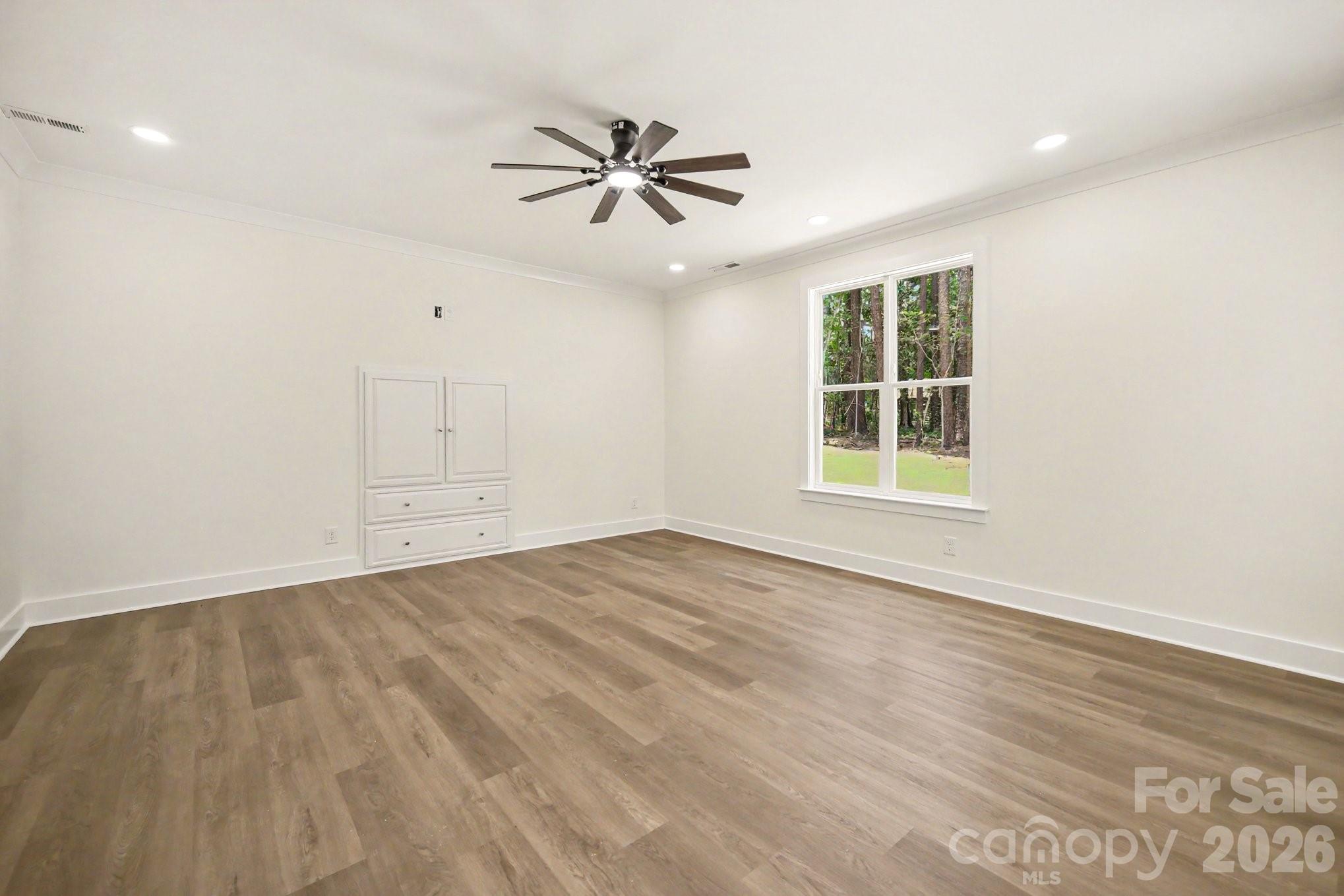 Locust Valley - Residential