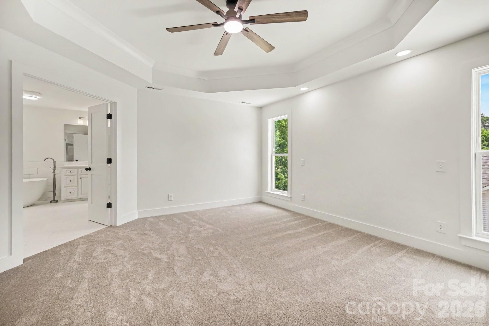 Locust Valley - Residential