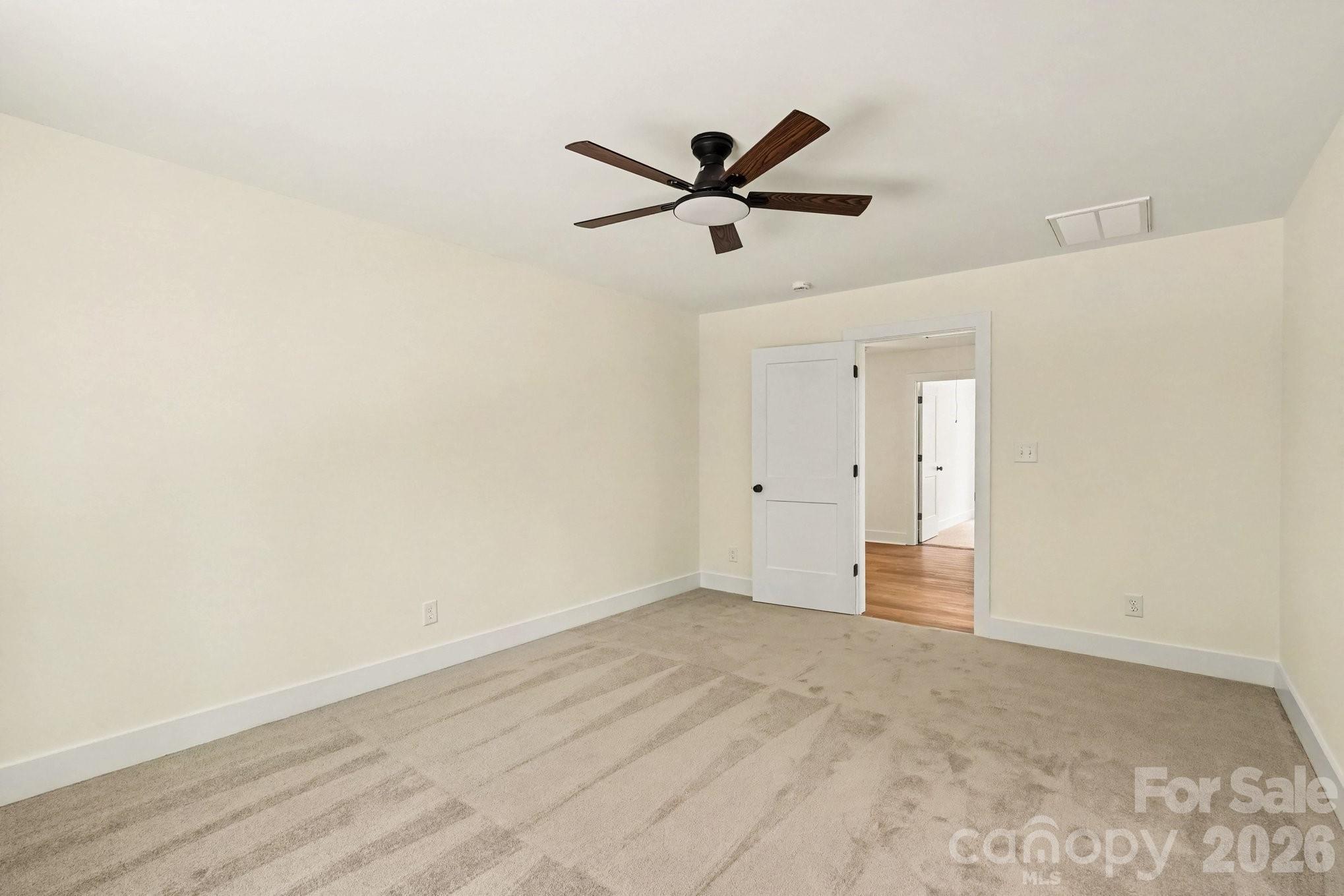 Locust Valley - Residential