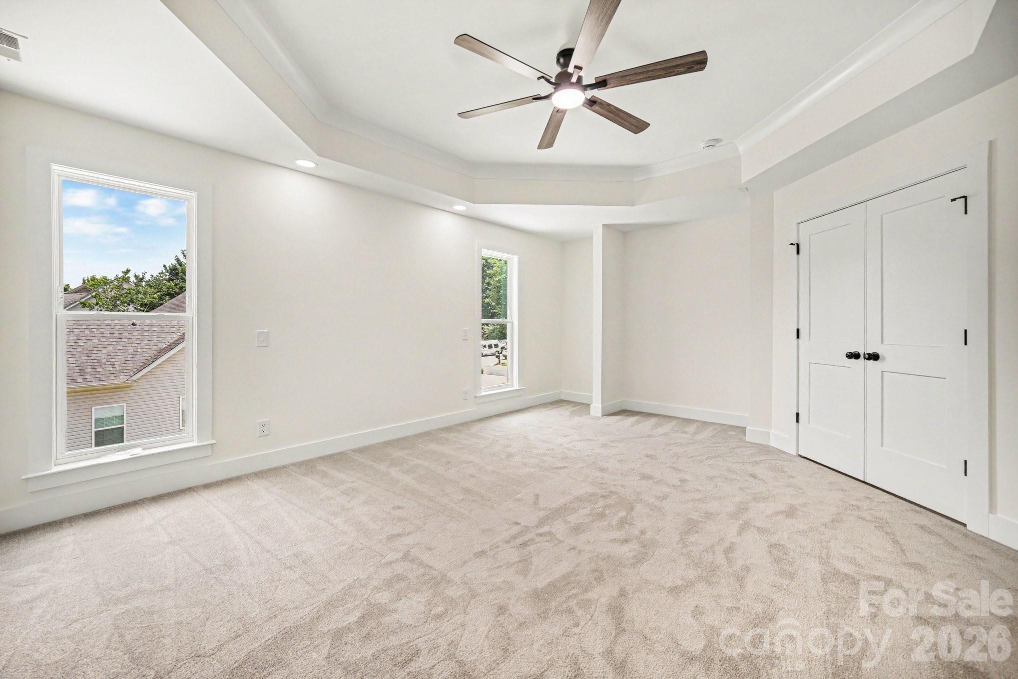 Locust Valley - Residential