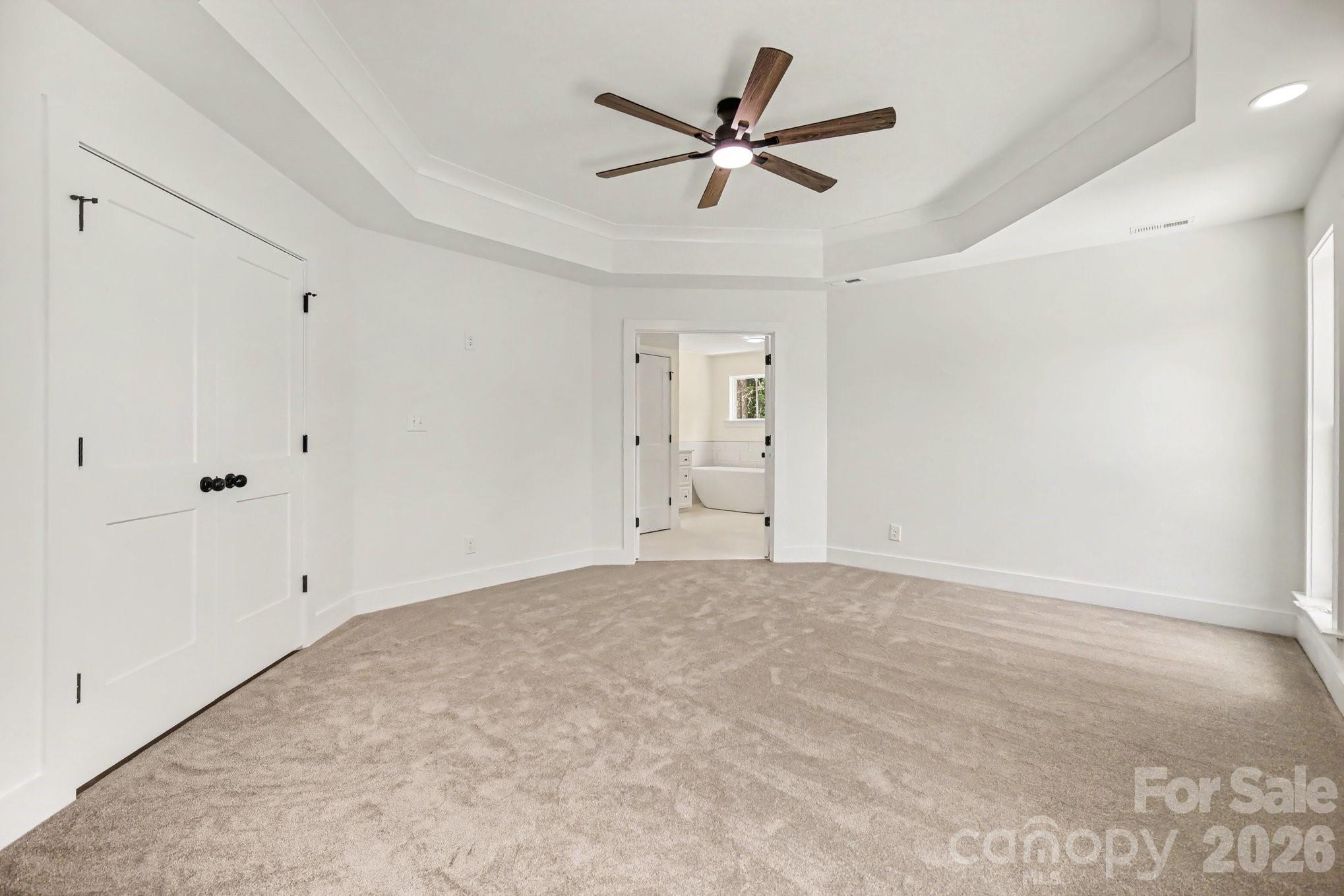 Locust Valley - Residential