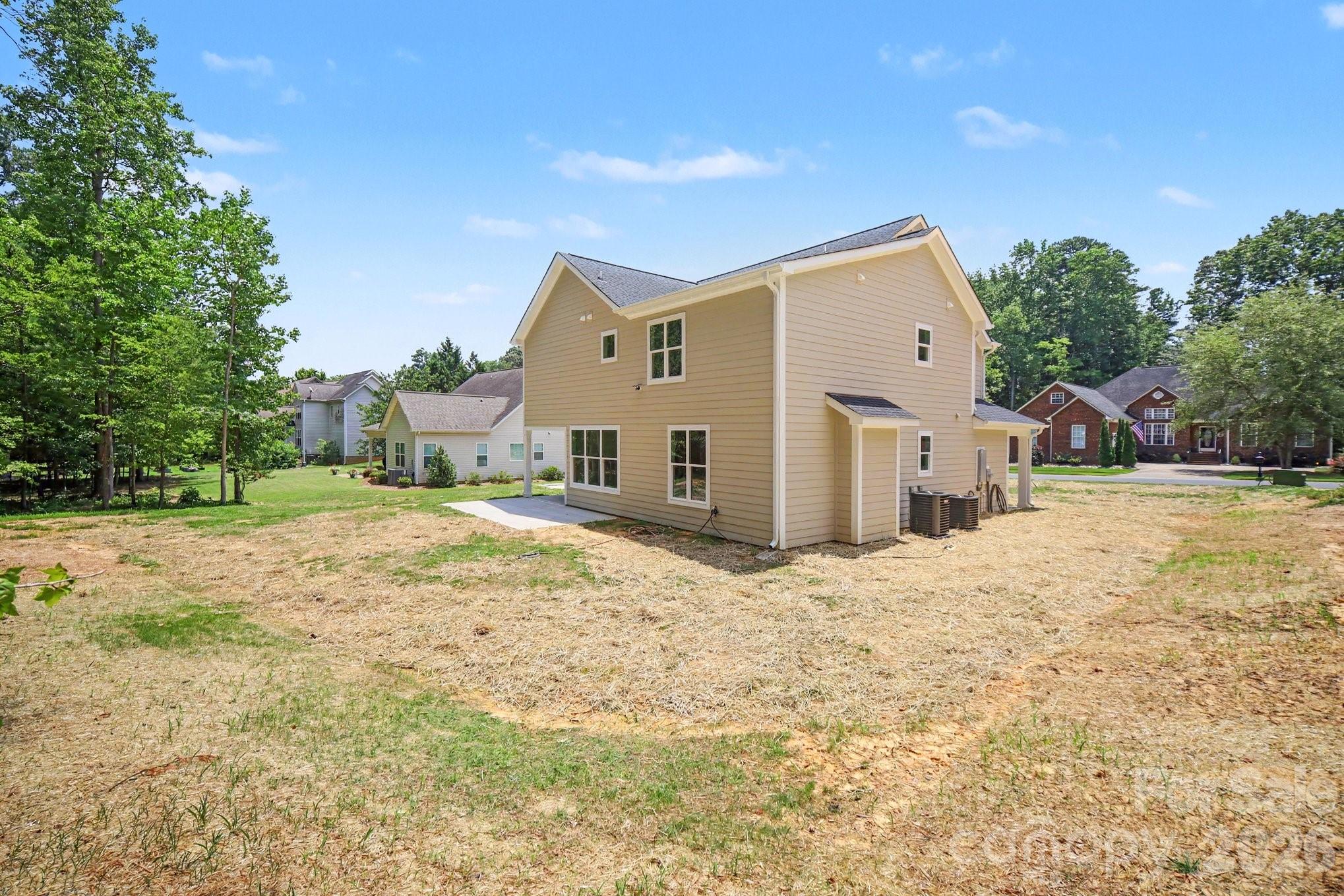 Locust Valley - Residential