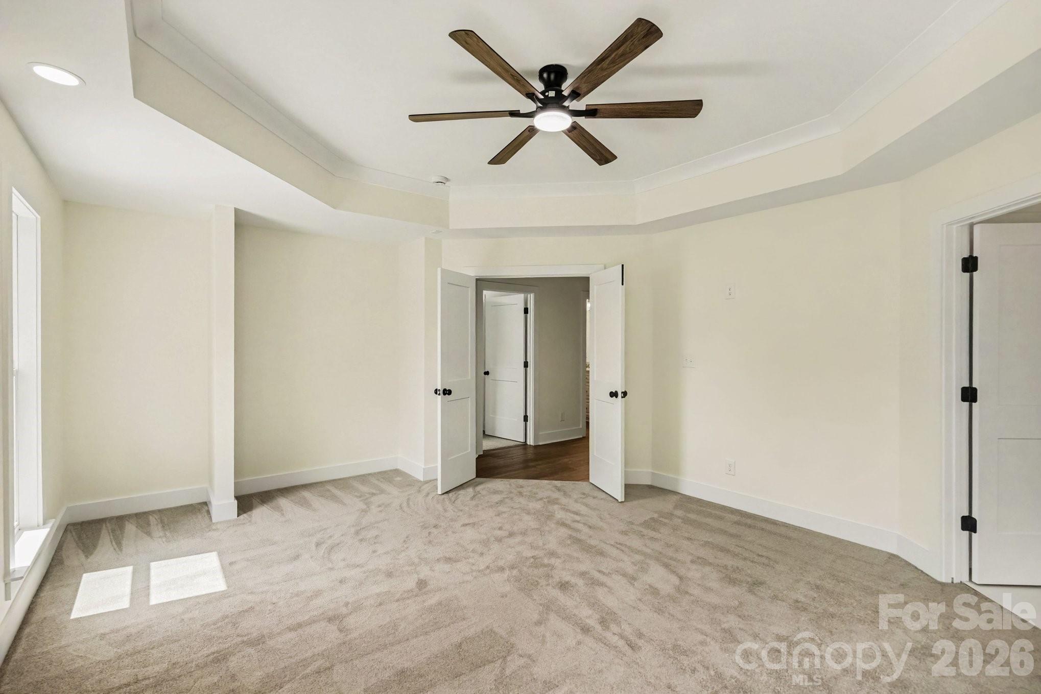 Locust Valley - Residential