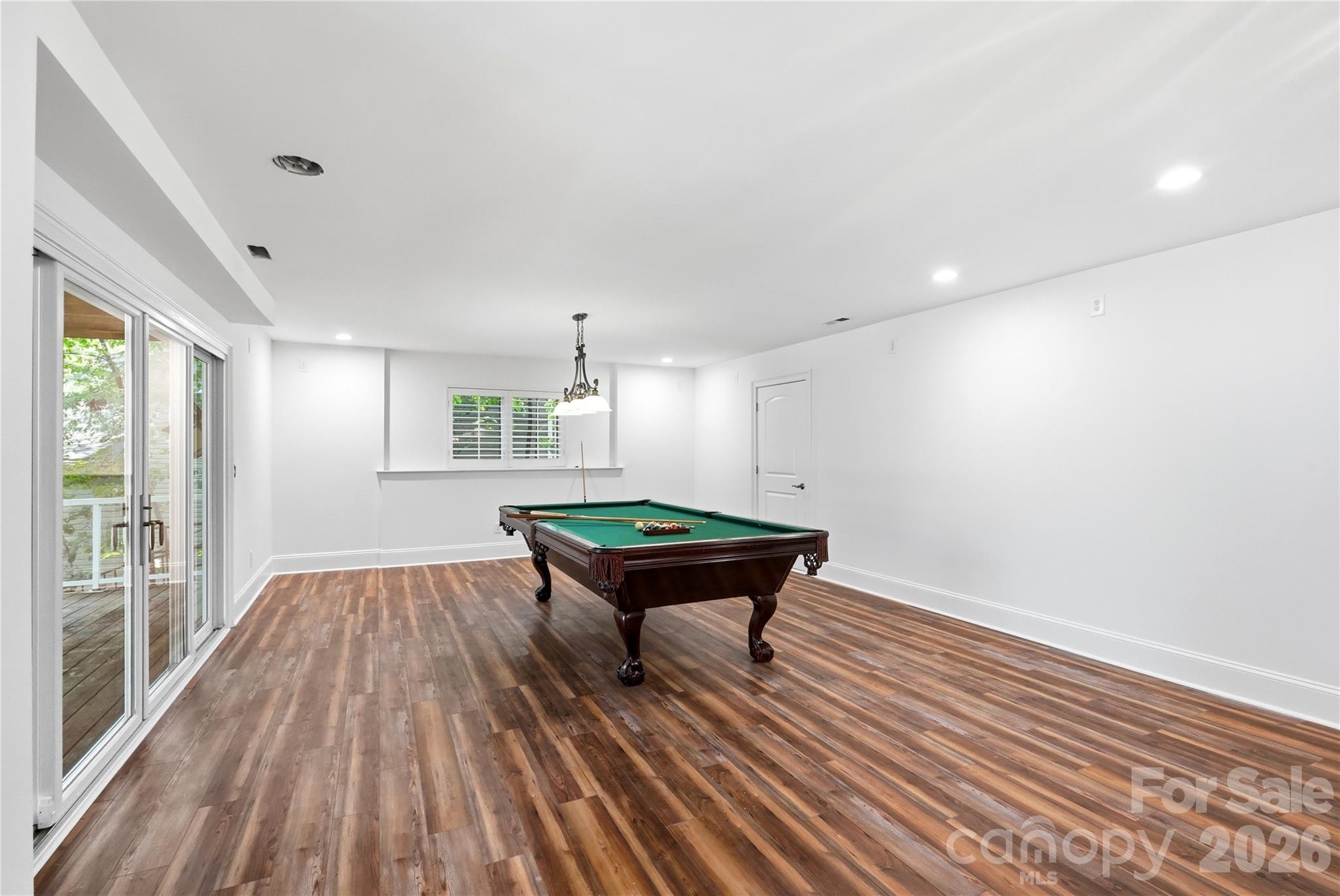Tega Cay - Residential