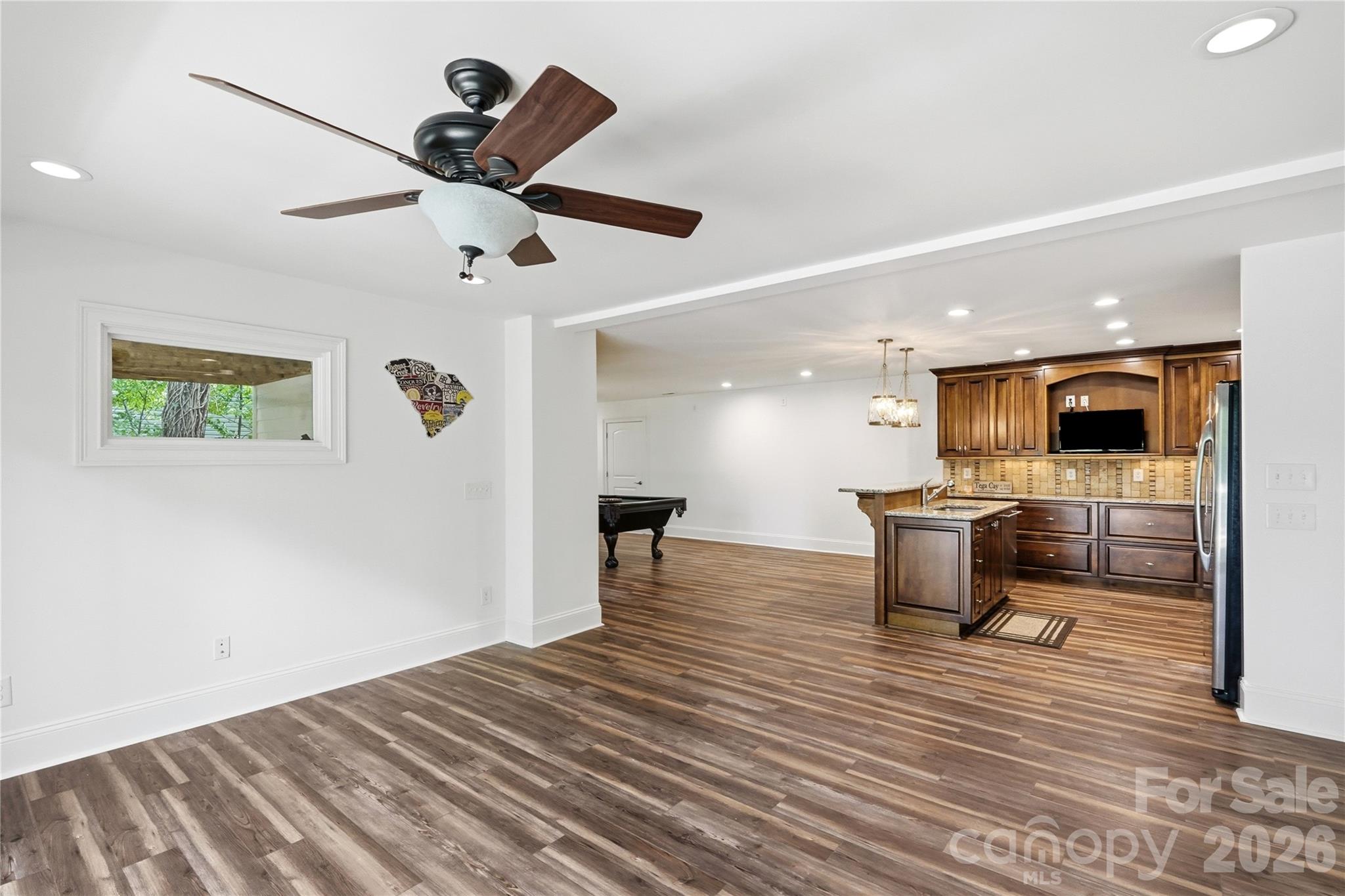 Tega Cay - Residential