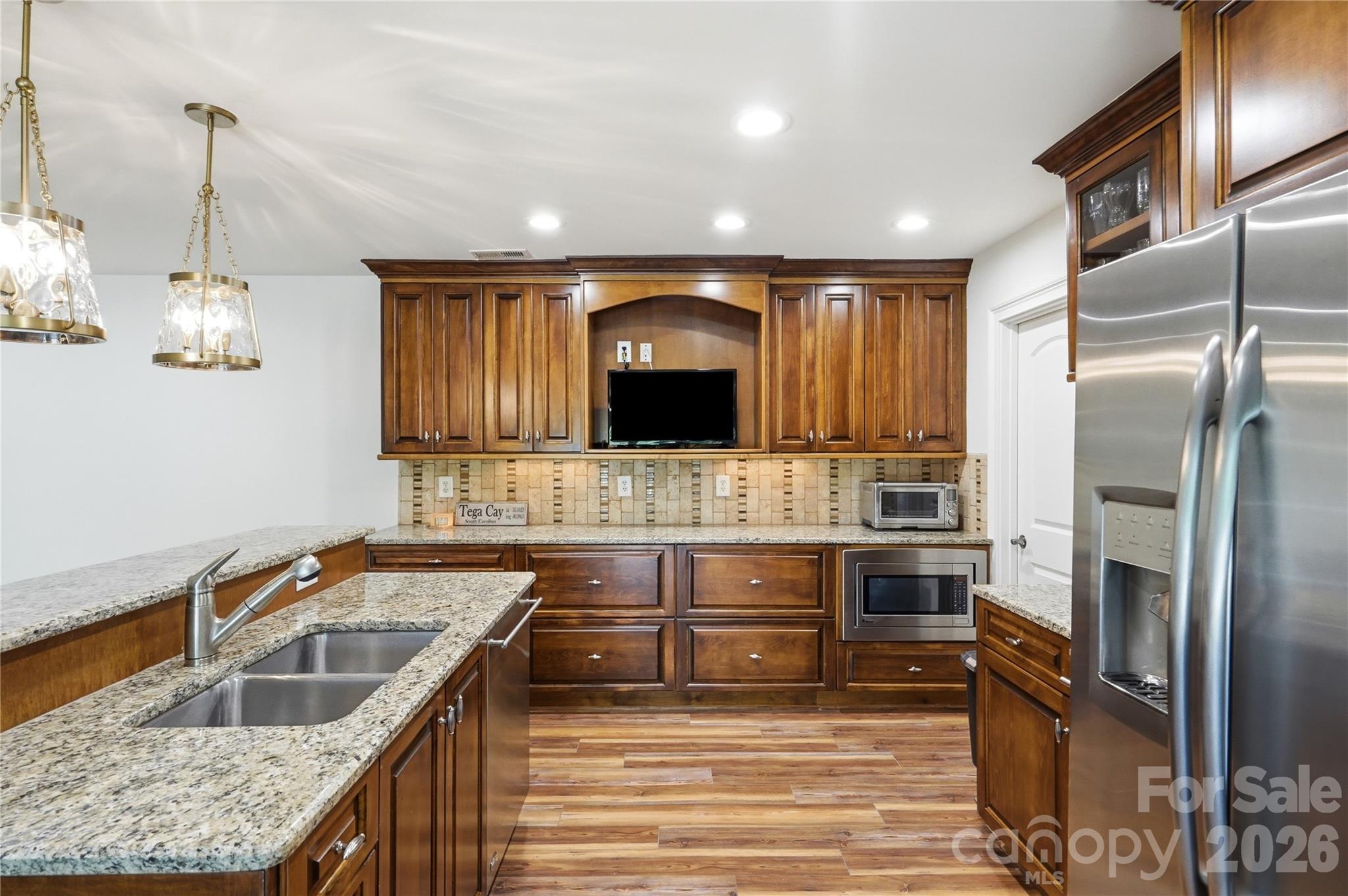 Tega Cay - Residential