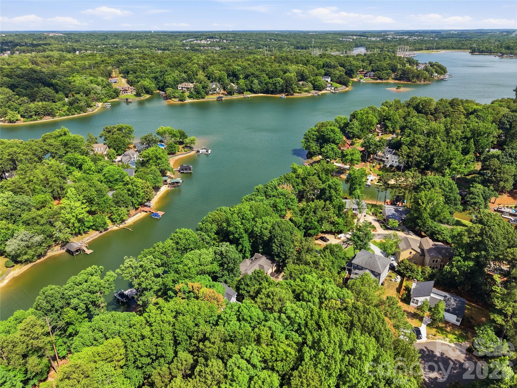 Tega Cay - Residential