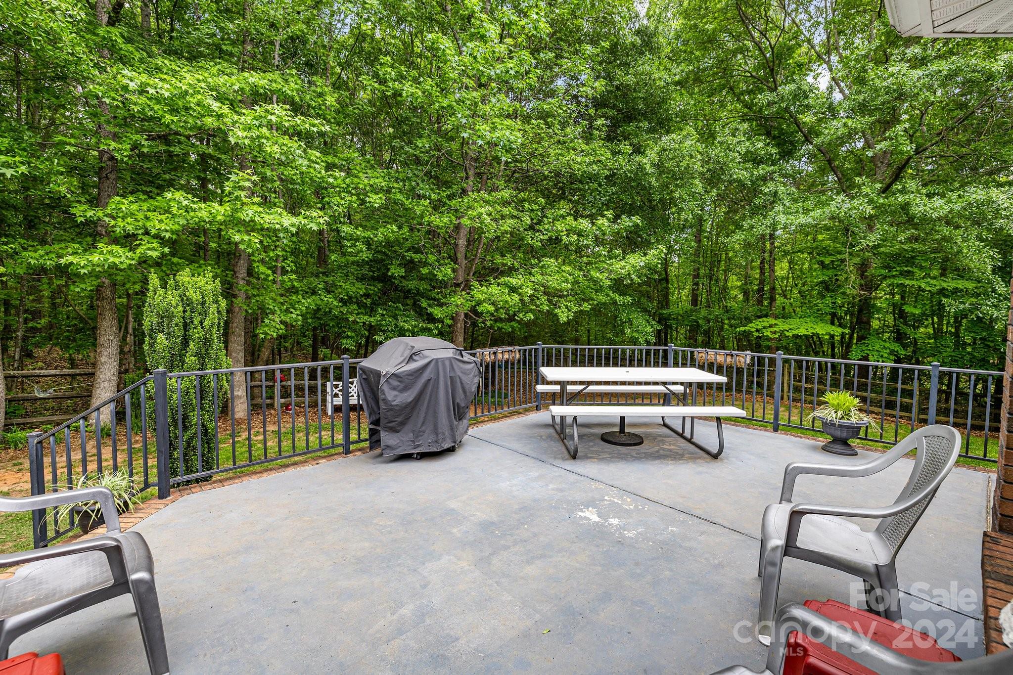 Flying Eagle Estates - Residential