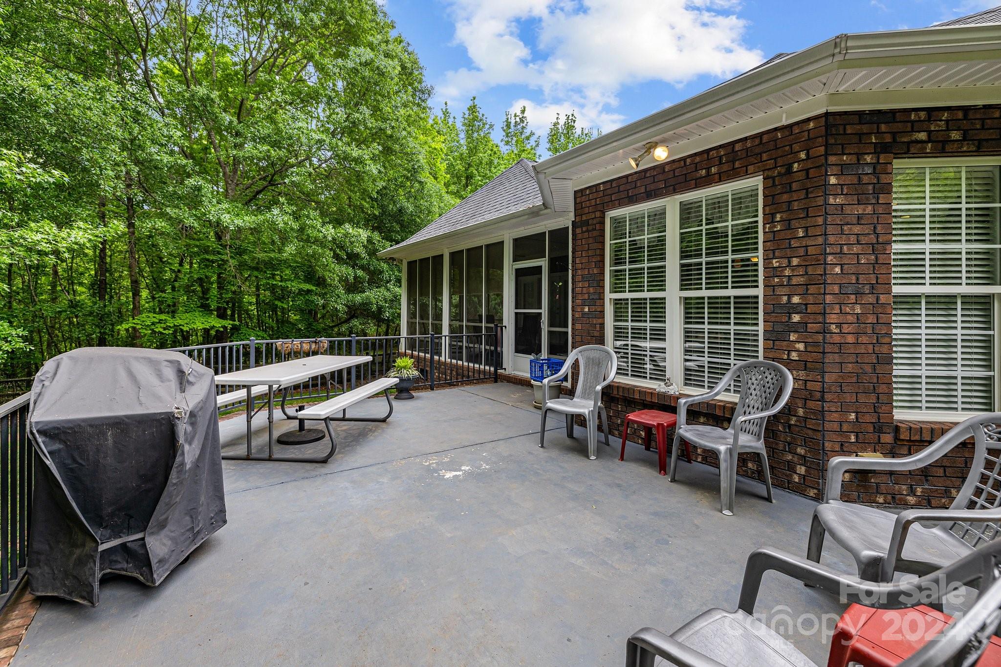 Flying Eagle Estates - Residential