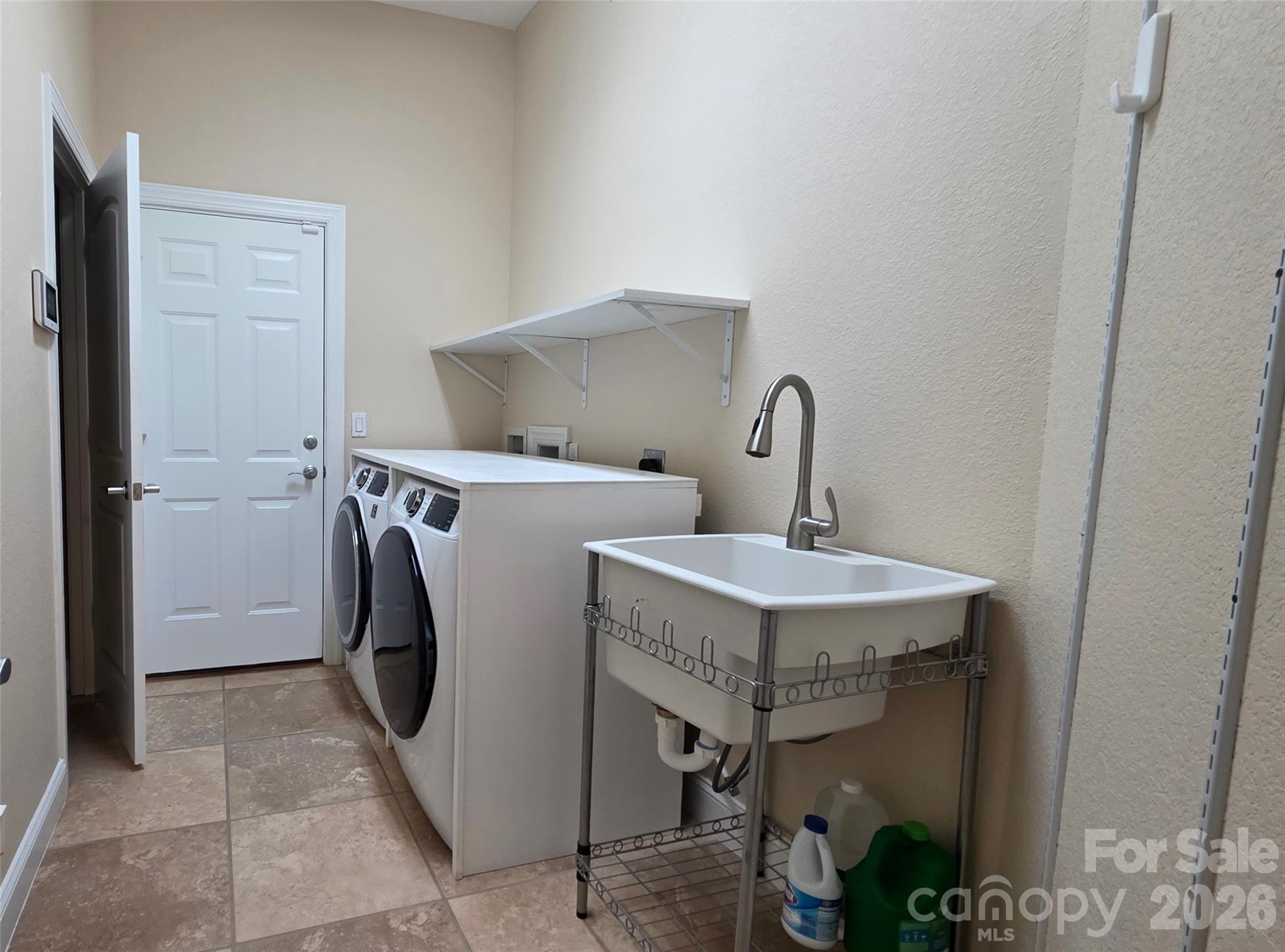 Eagle Chase - Residential