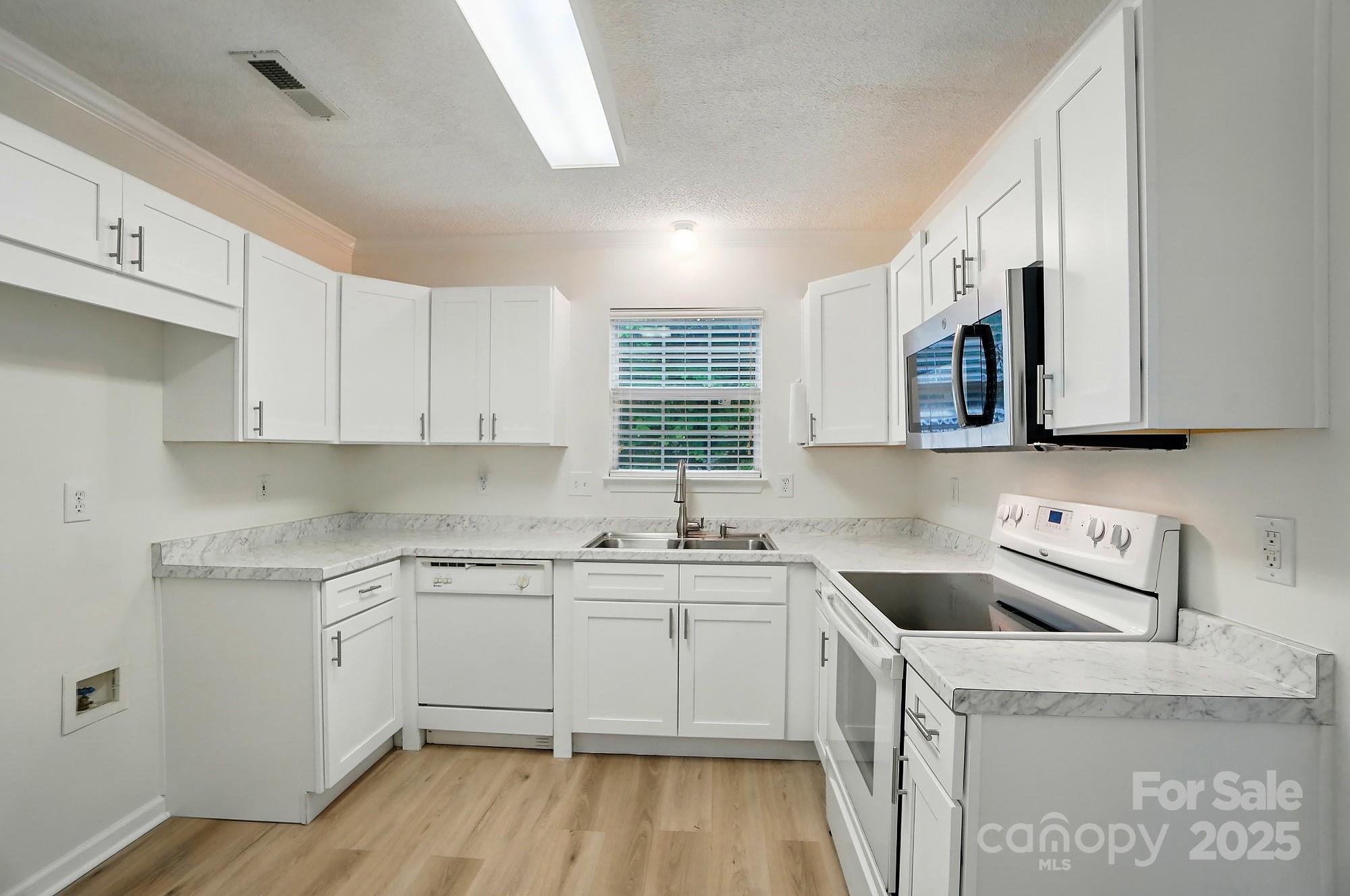 Huntington Place - Residential